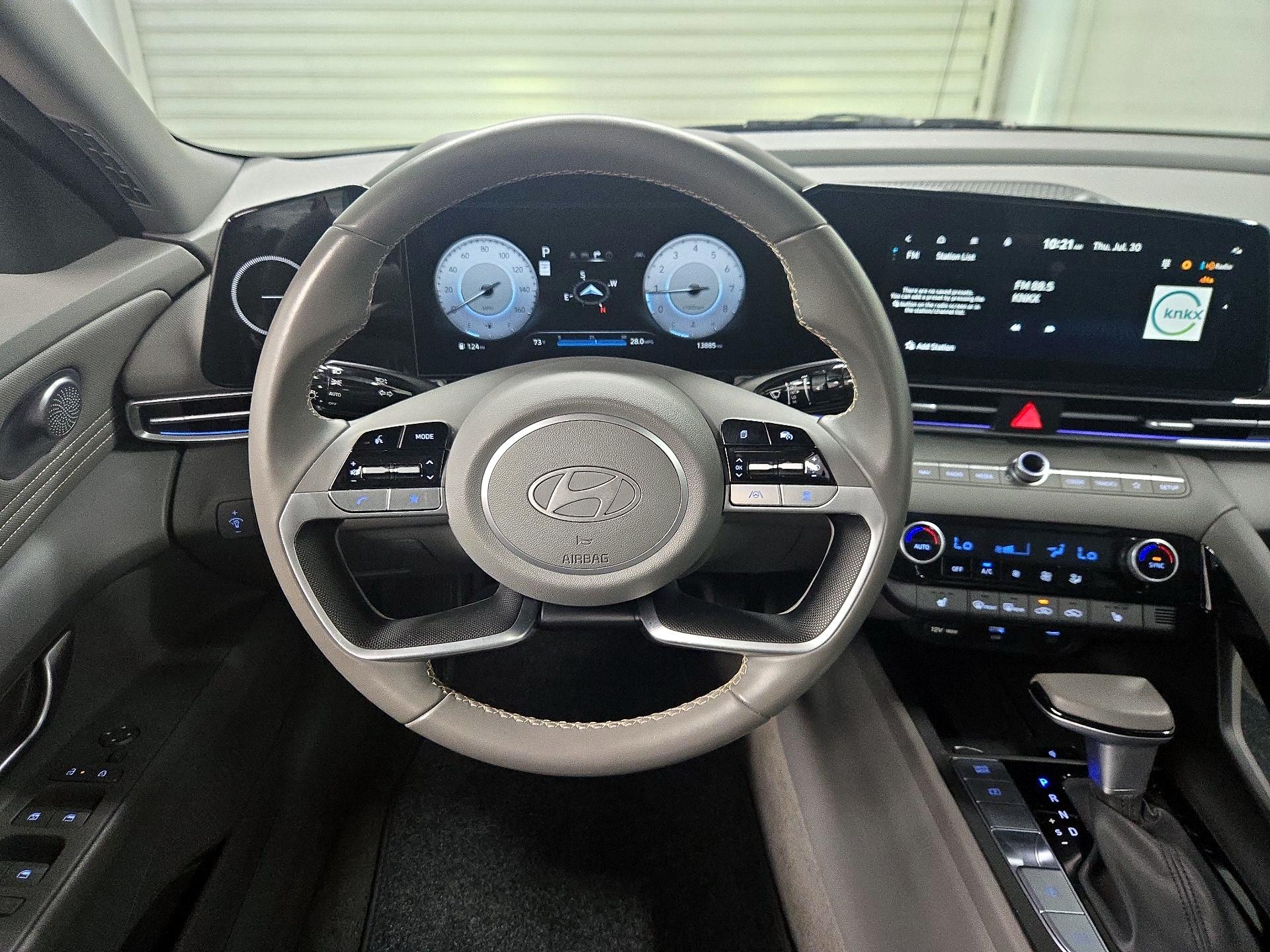 Thumbnail: 2025 Hyundai Elantra - 10