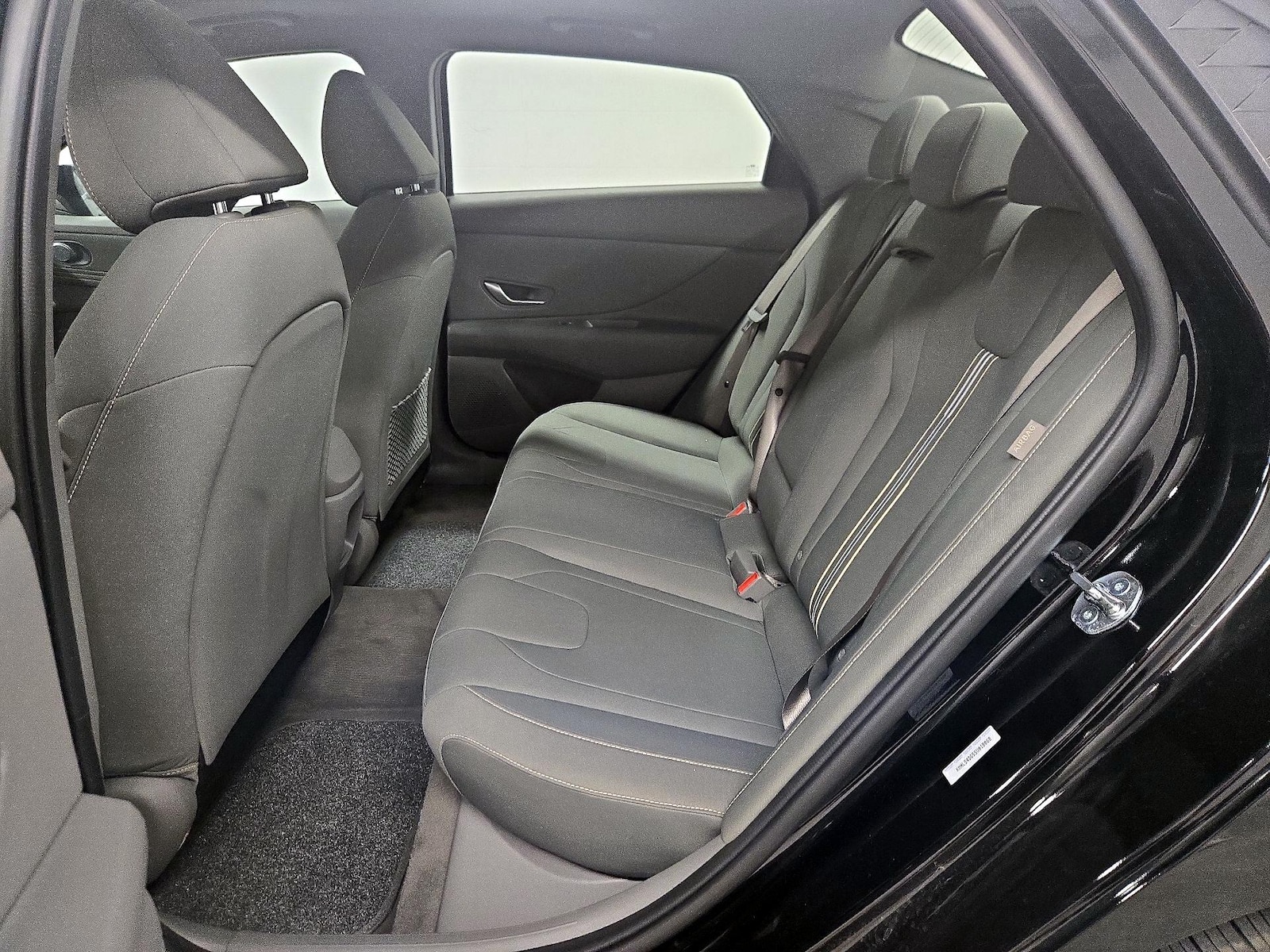 2025 Hyundai Elantra SEL - Photo 22