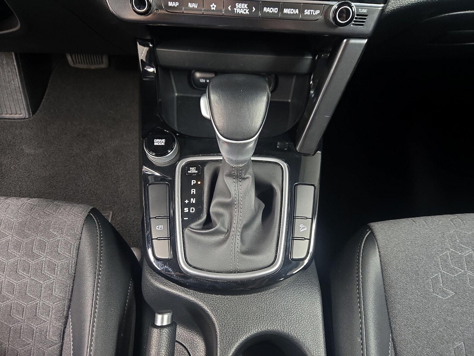 2025 Kia Seltos S - Photo 19