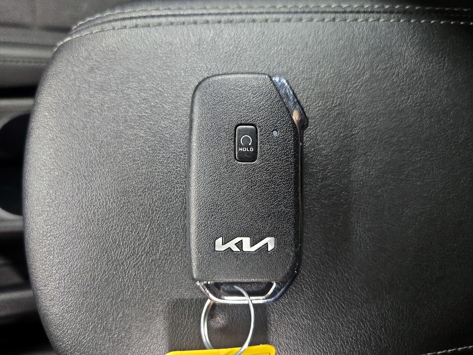 2025 Kia Seltos S - Photo 24