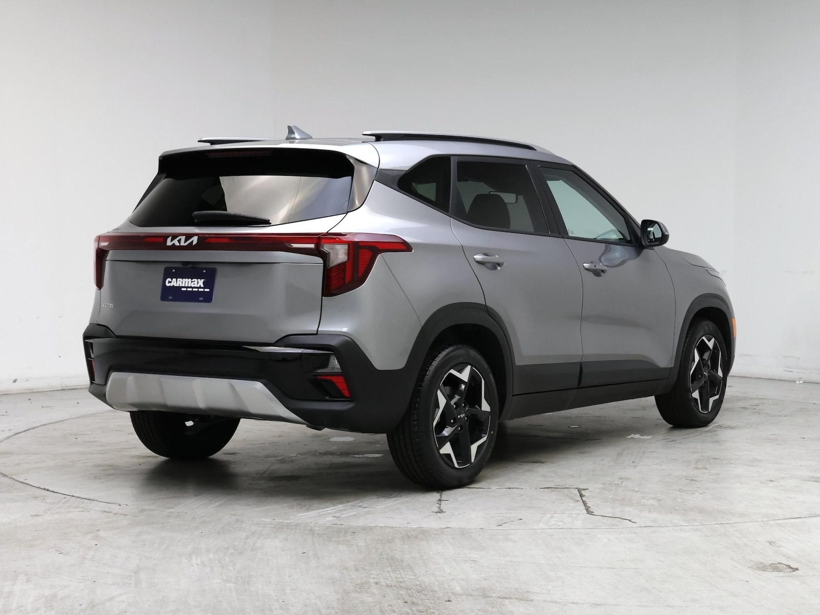 2025 Kia Seltos S - Photo 9