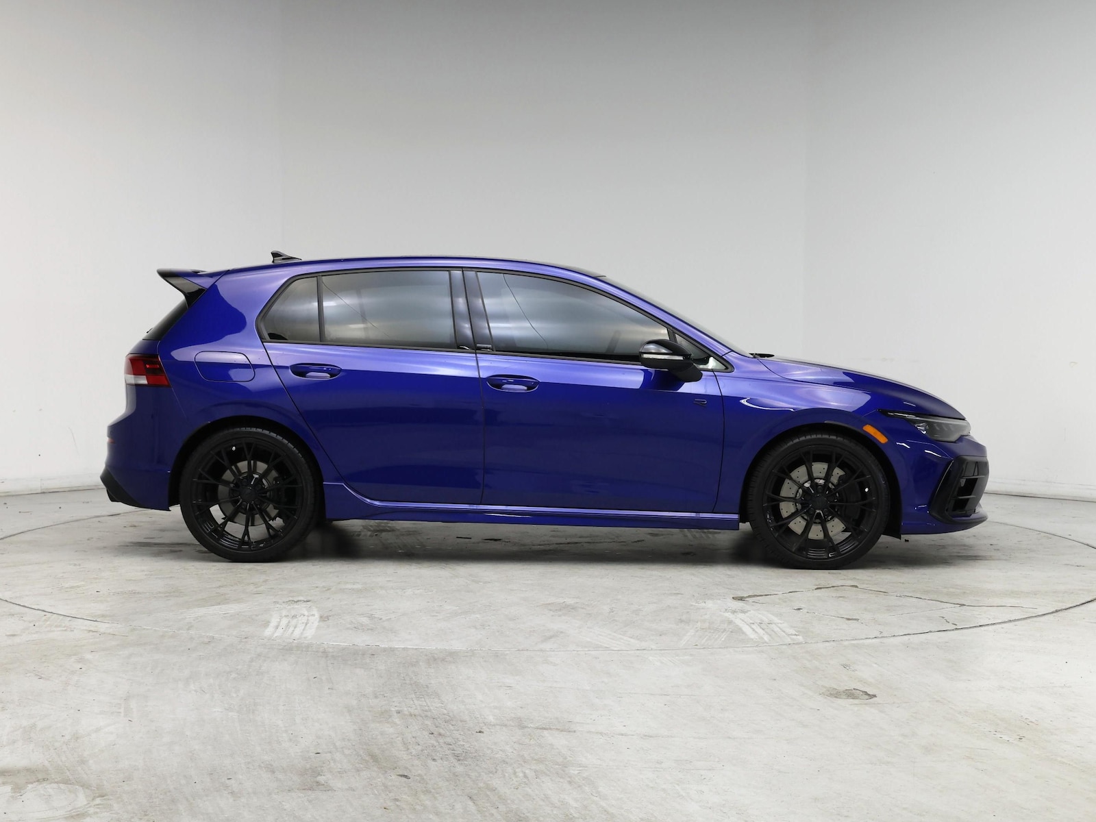 2025 Volkswagen Golf R R - Photo 8