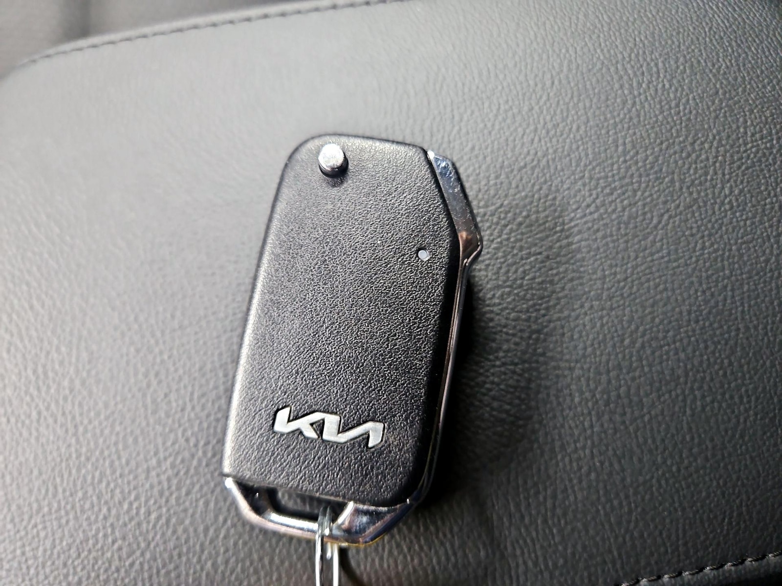 2025 Kia Soul LX - Photo 23