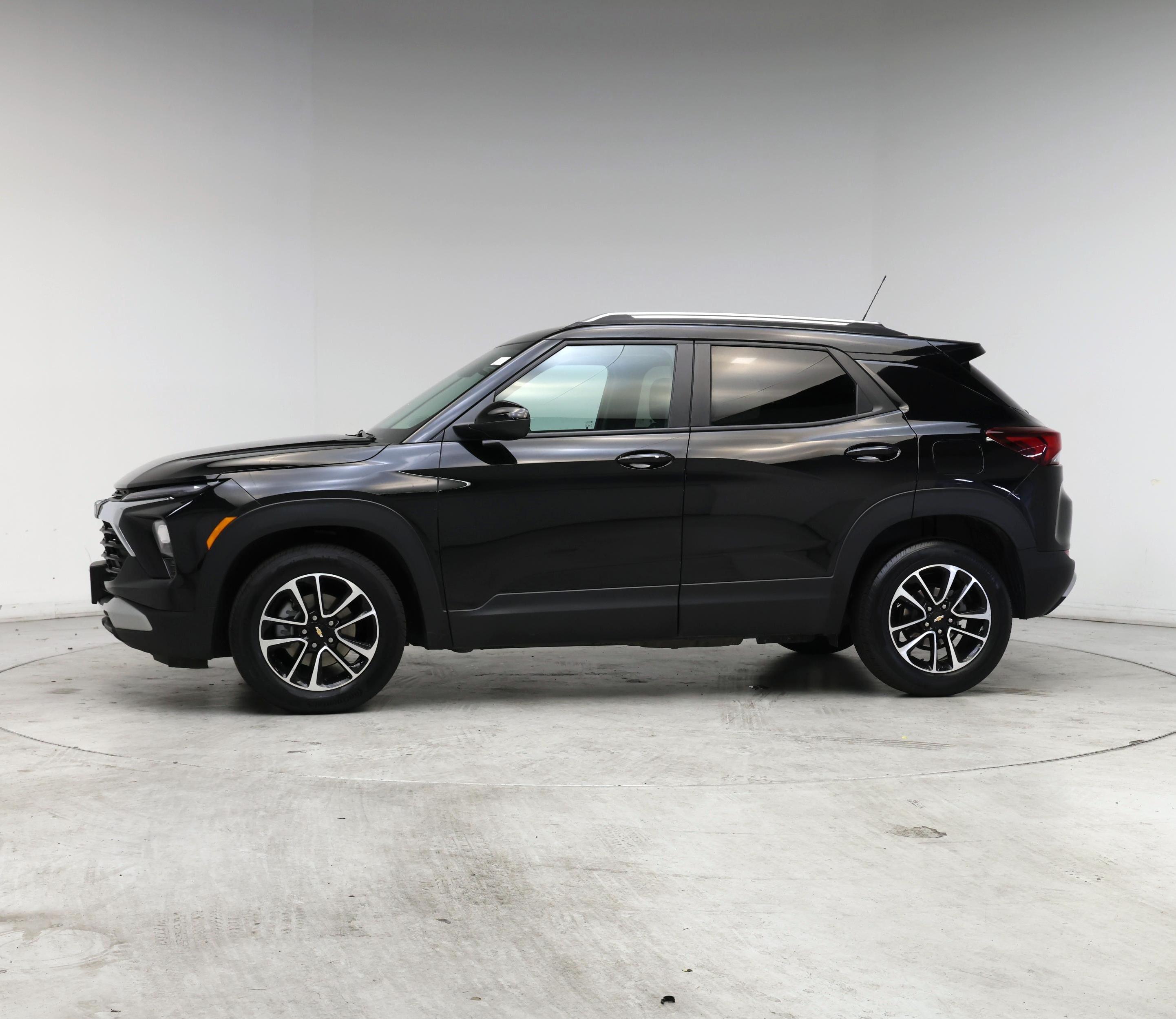 Thumbnail: 2025 Chevrolet TrailBlazer - 3