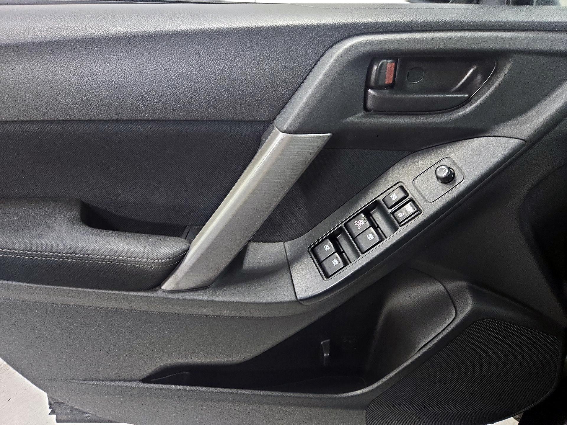 Thumbnail: 2014 Subaru Forester - 12