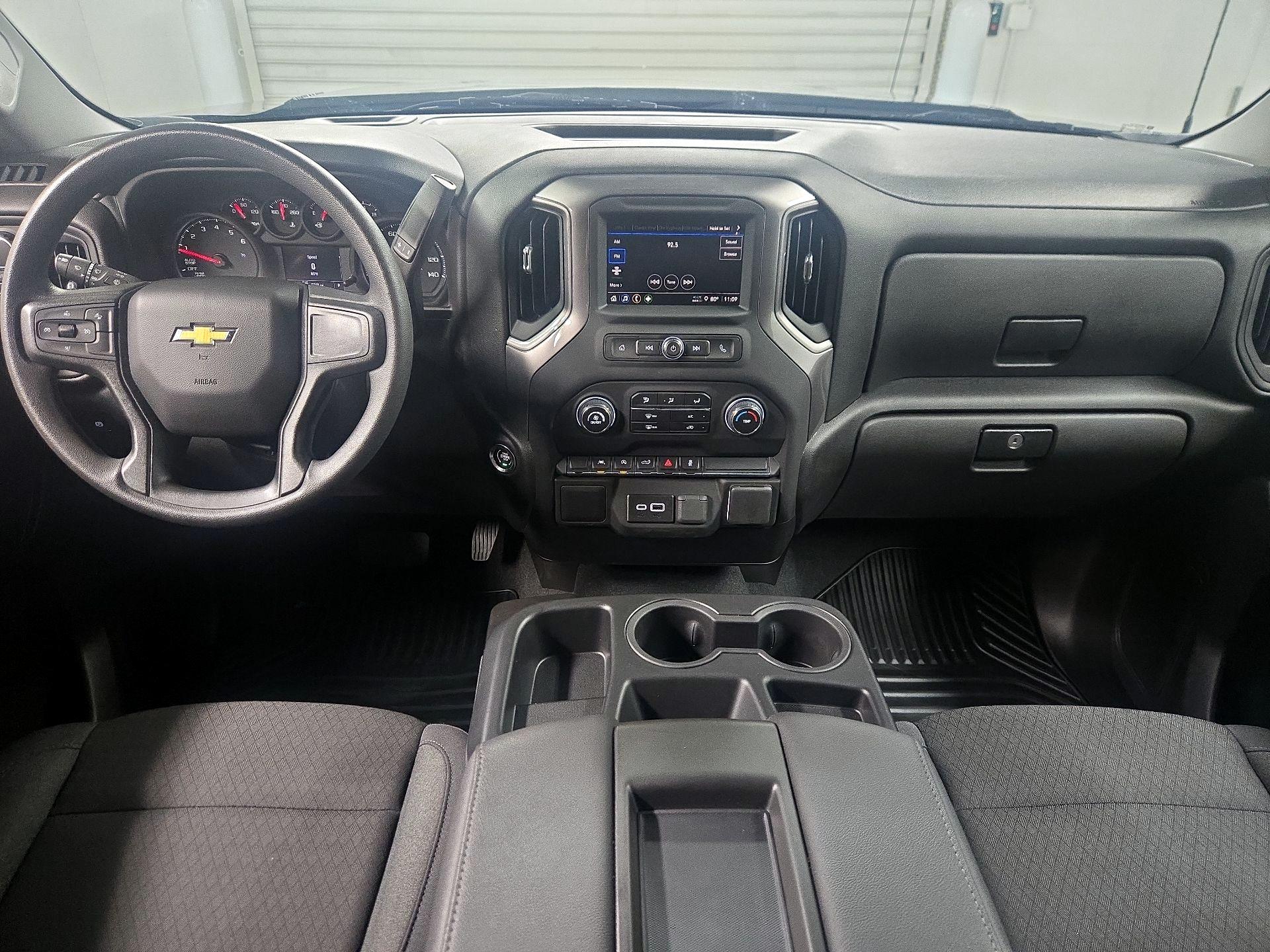 Thumbnail: 2026 Chevrolet Silverado 1500 - 9
