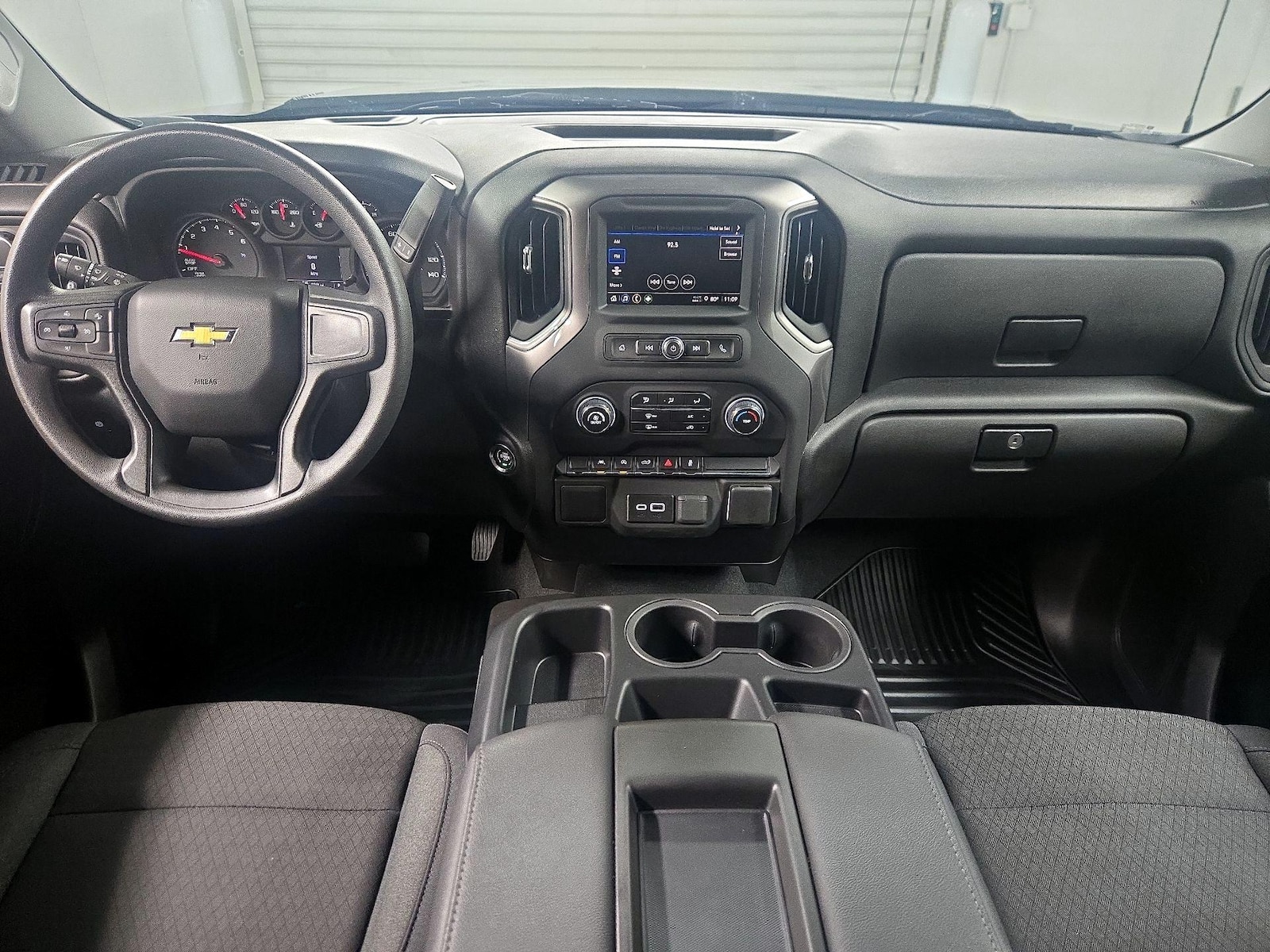 2026 Chevrolet Silverado 1500 Custom - Photo 10