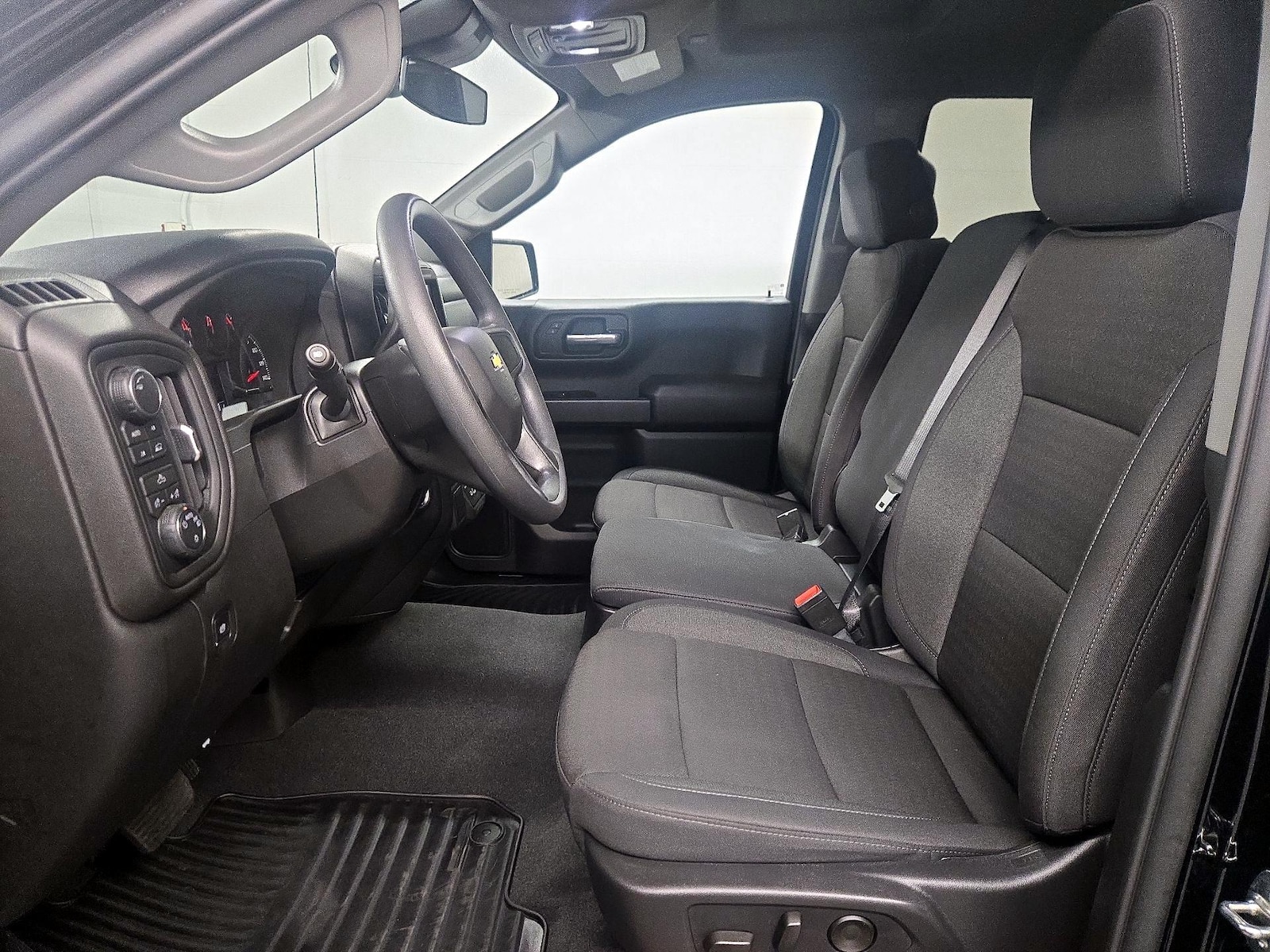 2026 Chevrolet Silverado 1500 Custom - Photo 12