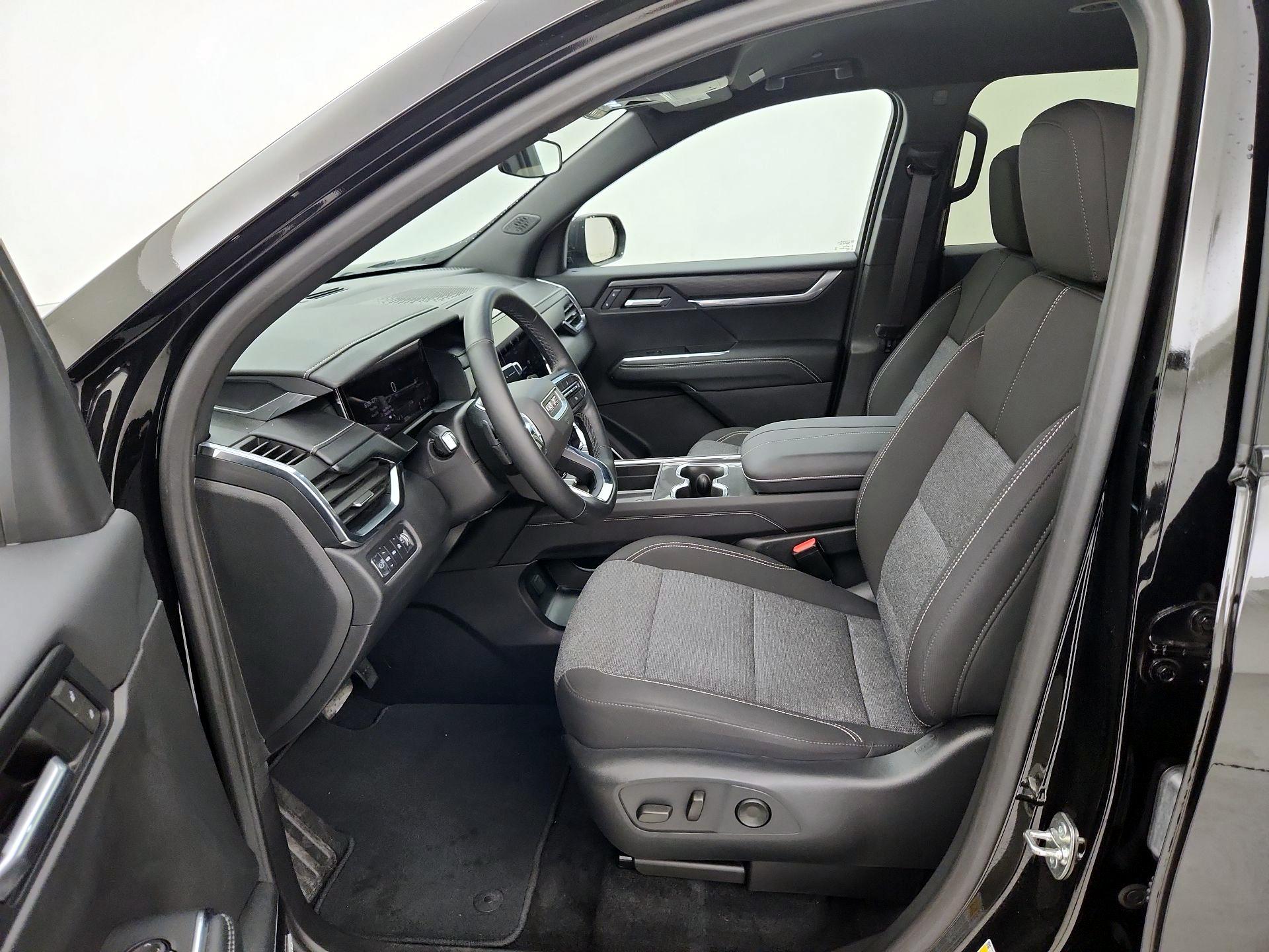 Thumbnail: 2025 GMC Acadia - 11