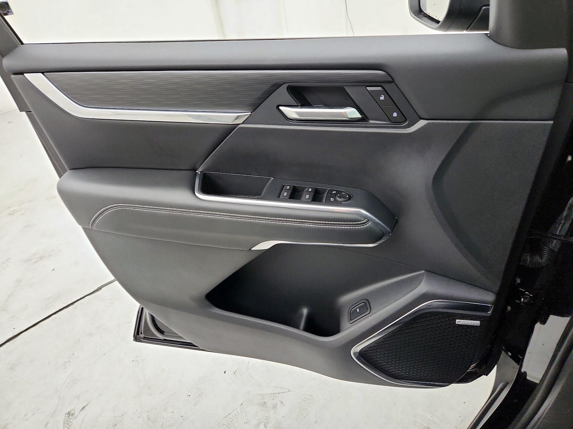 Thumbnail: 2025 GMC Acadia - 12