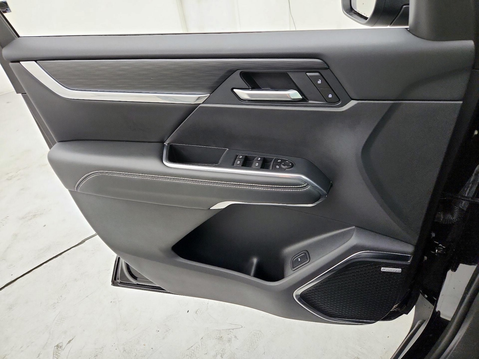 2025 GMC Acadia Elevation - Photo 13