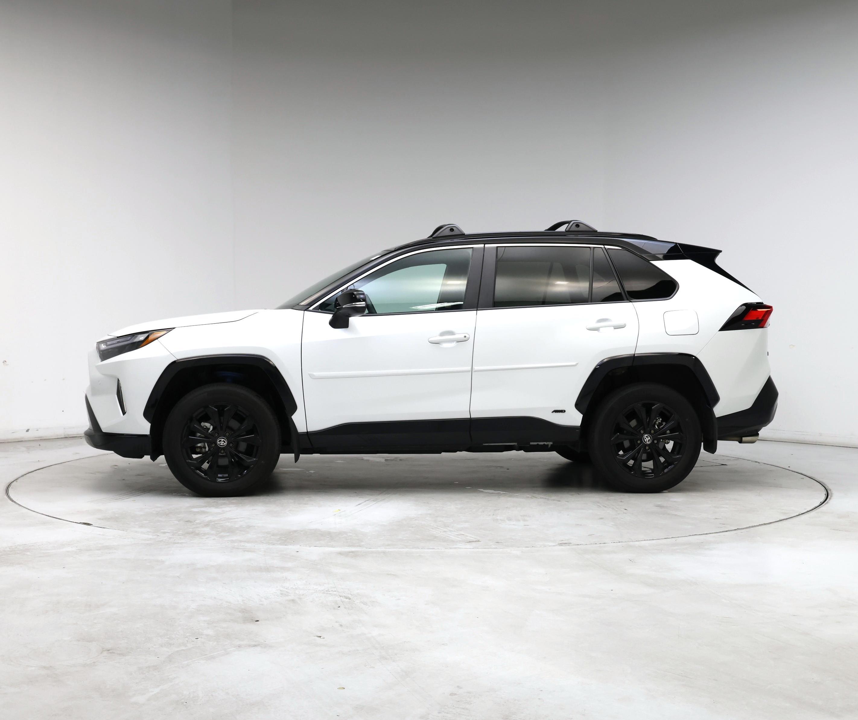 Thumbnail: 2023 Toyota RAV4 - 3