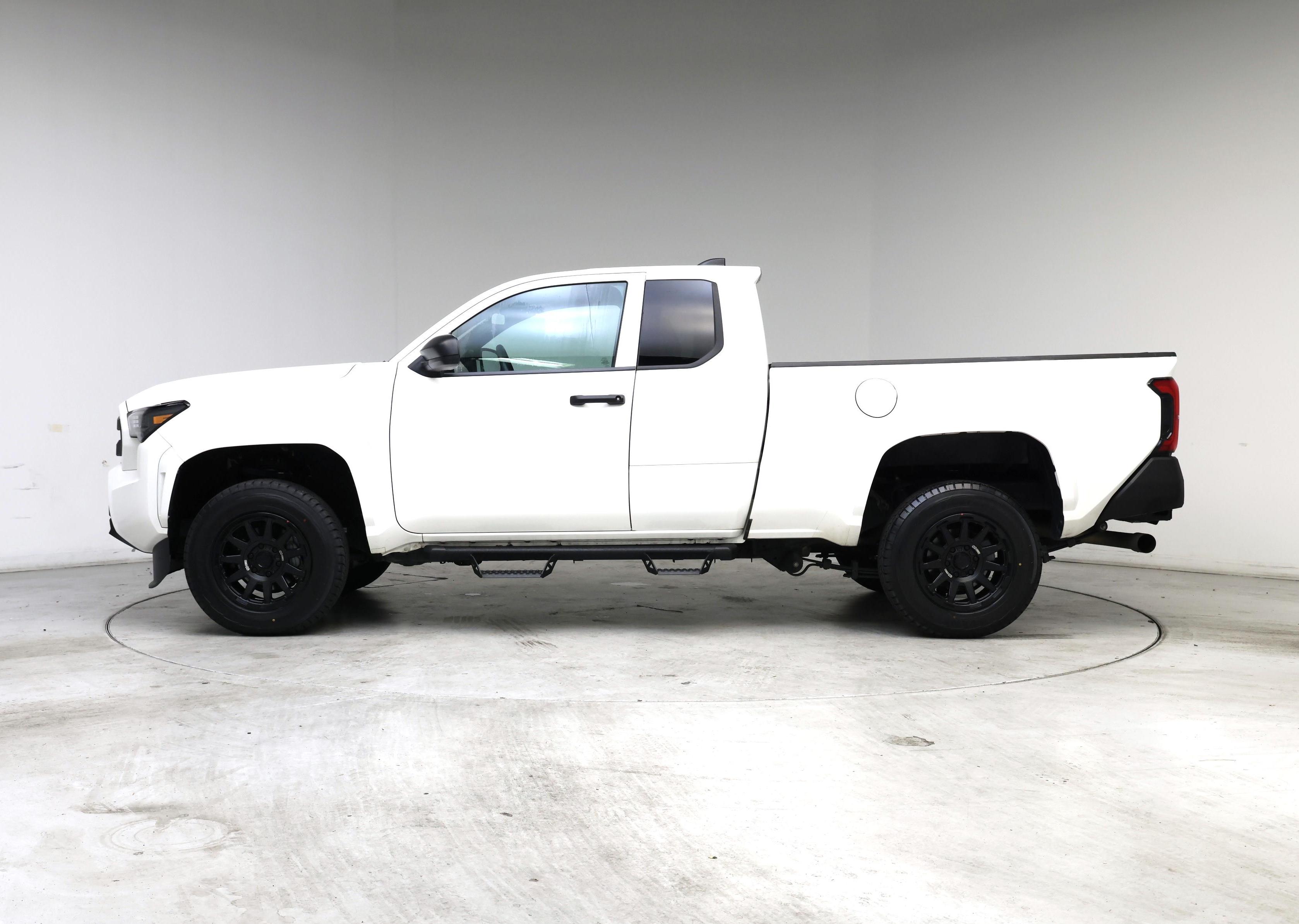 Thumbnail: 2024 Toyota Tacoma - 3