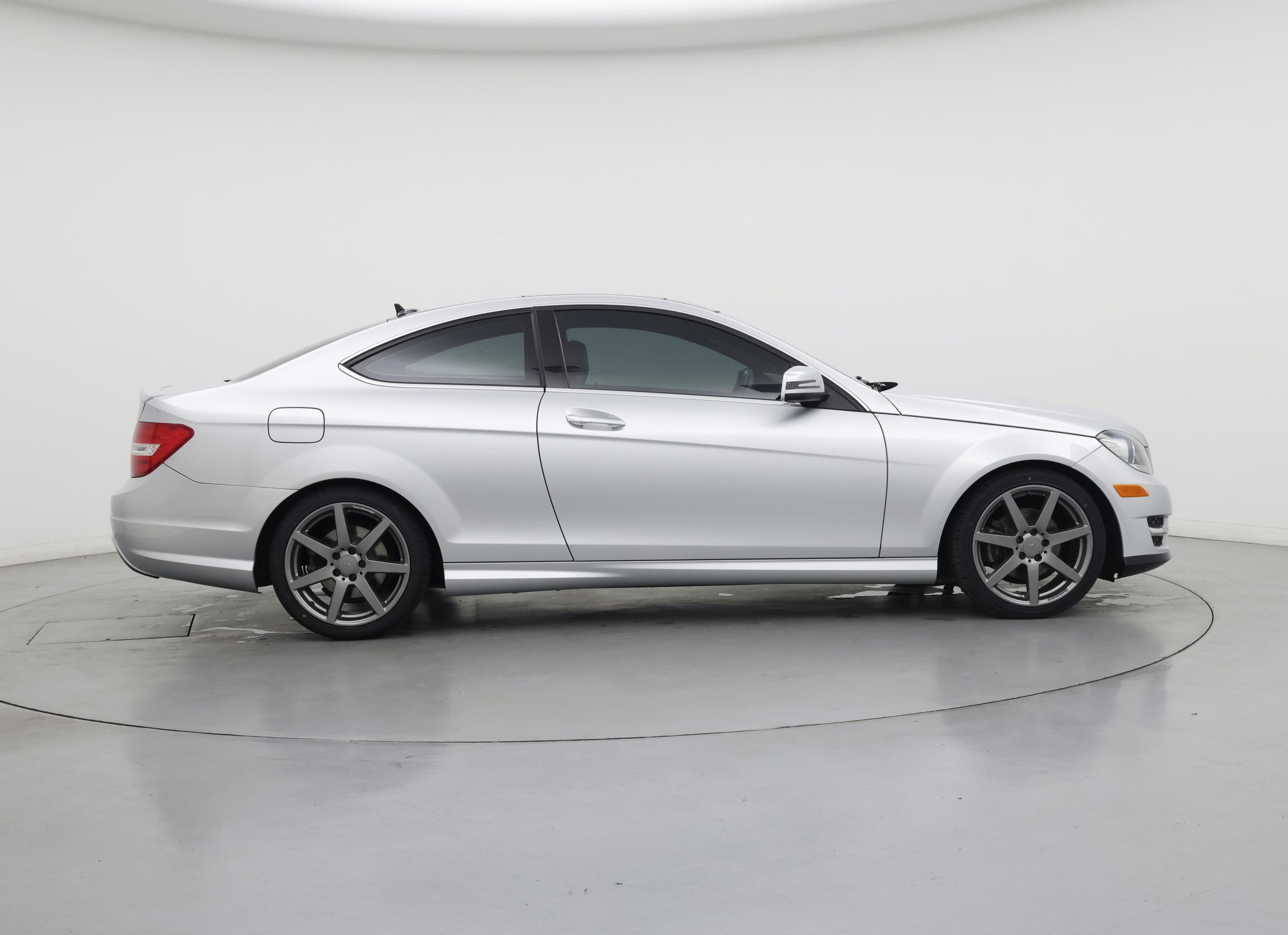 Thumbnail: 2015 Mercedes-Benz C-Class - 7