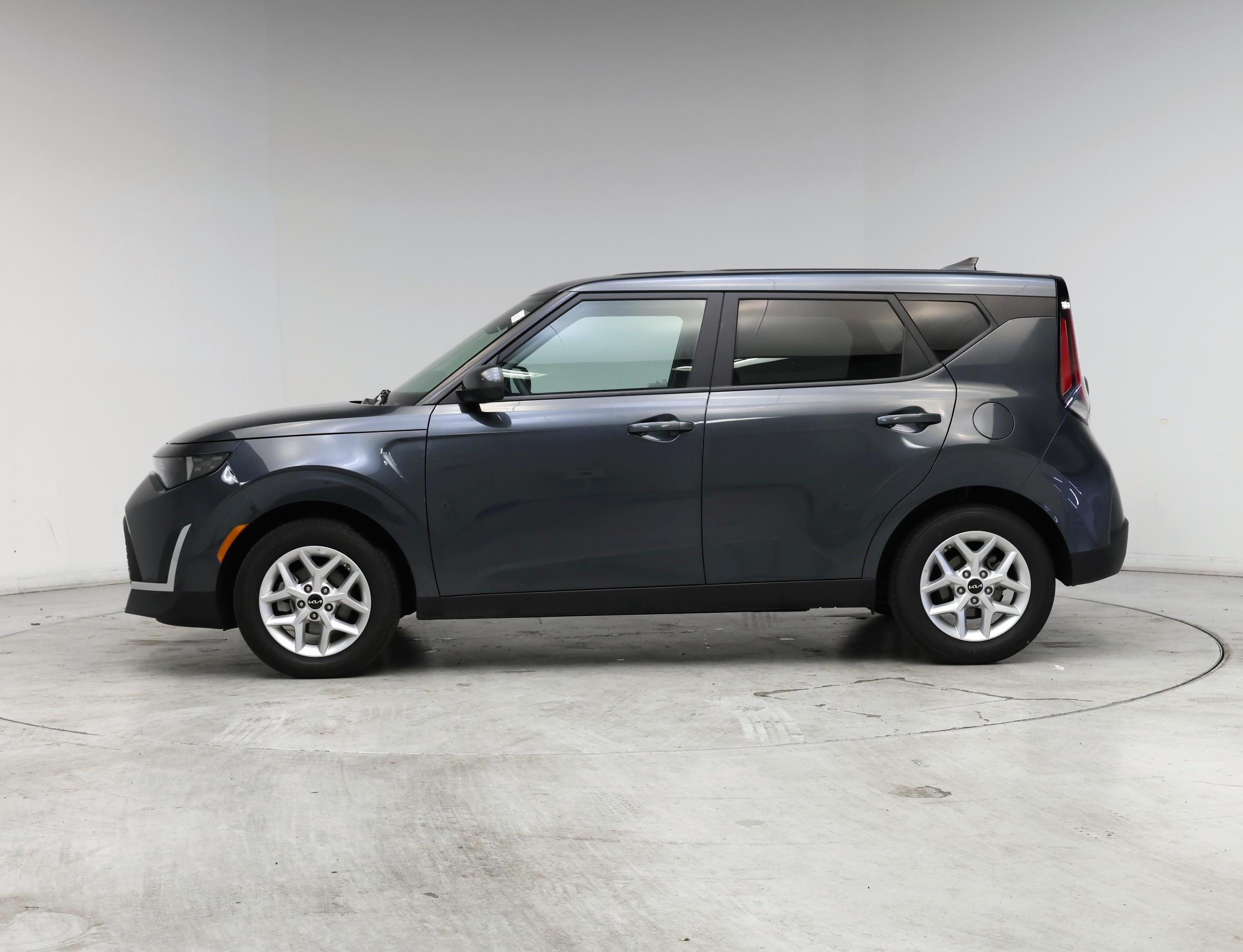Thumbnail: 2025 Kia Soul - 3