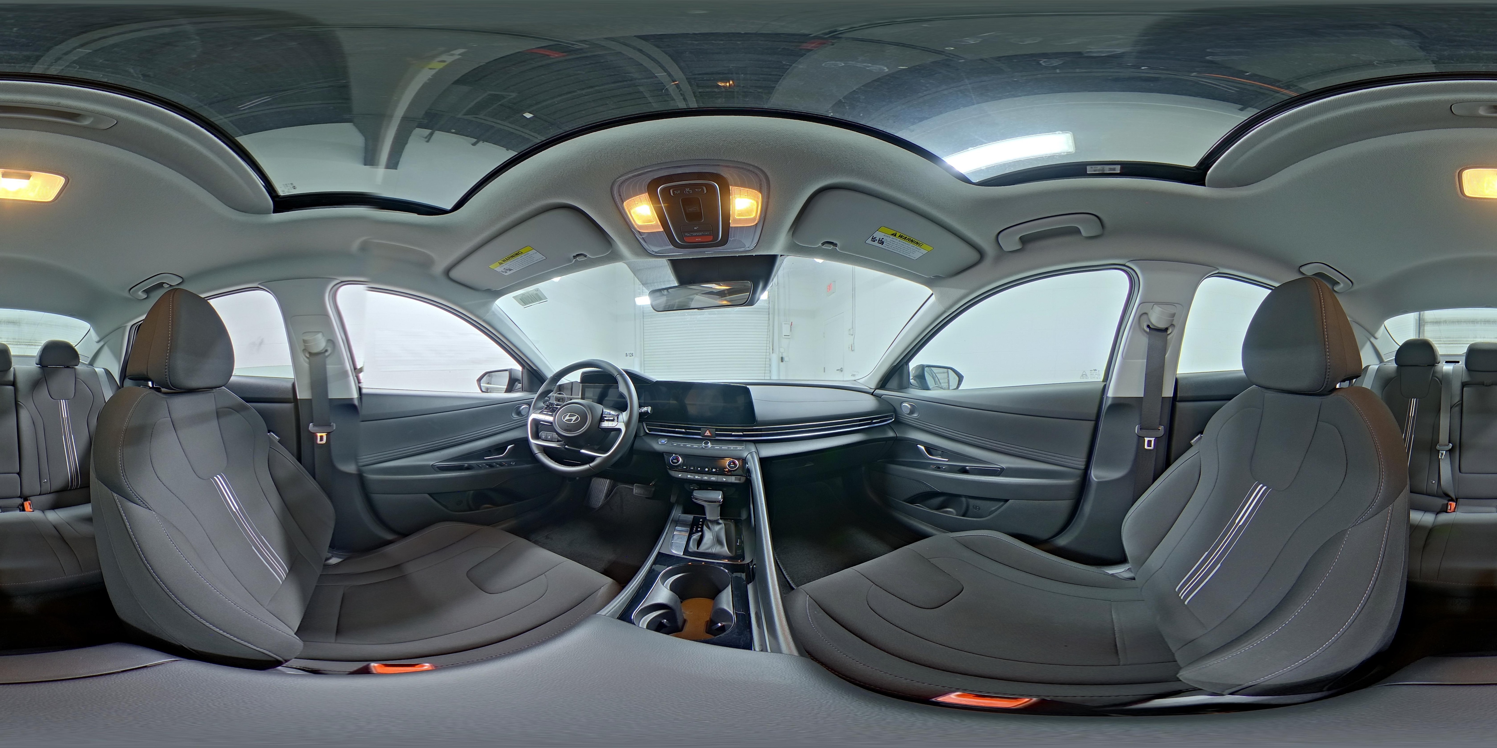 2025 Hyundai Elantra SEL - Photo 26
