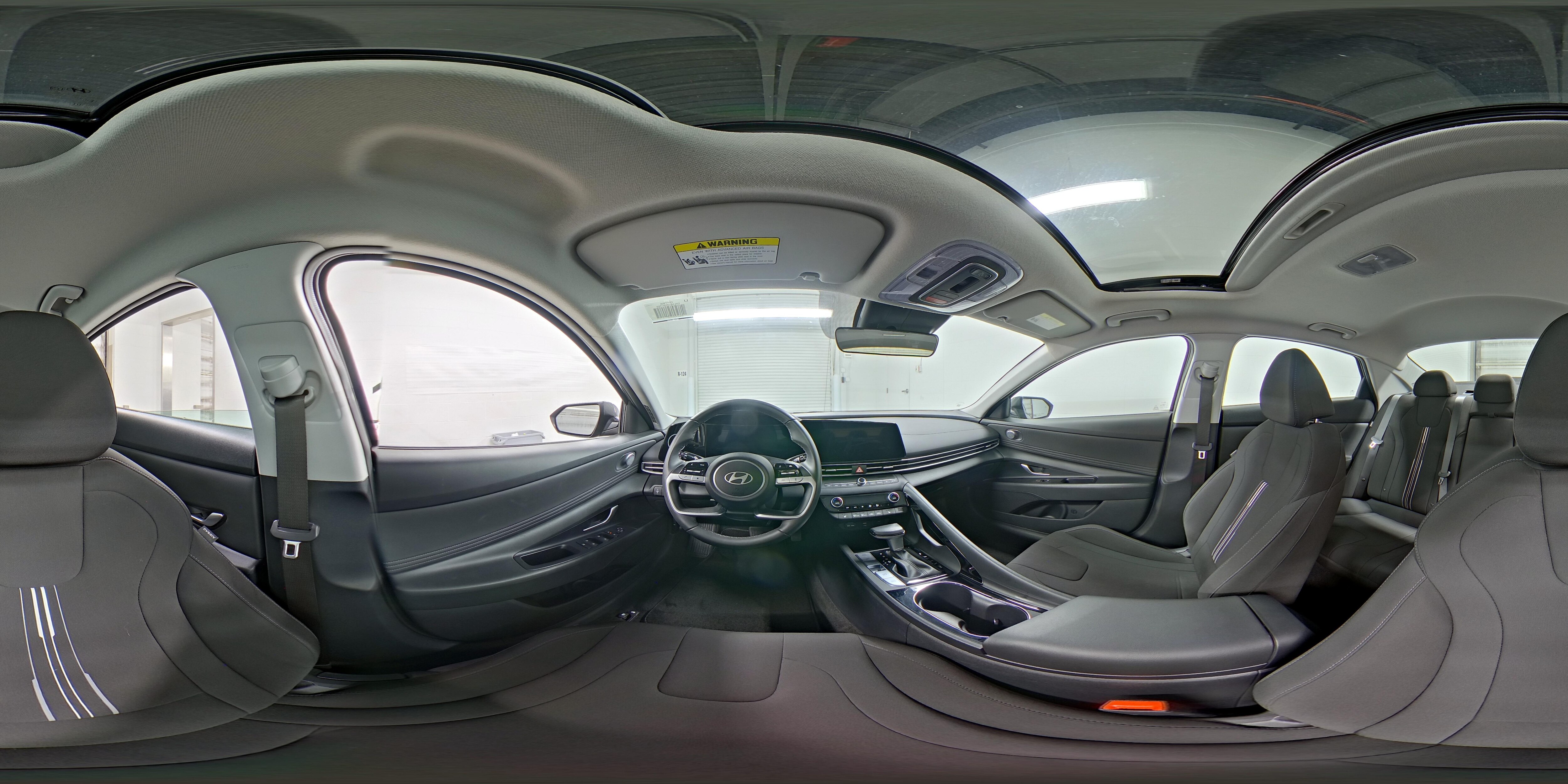 2025 Hyundai Elantra SEL - Photo 28