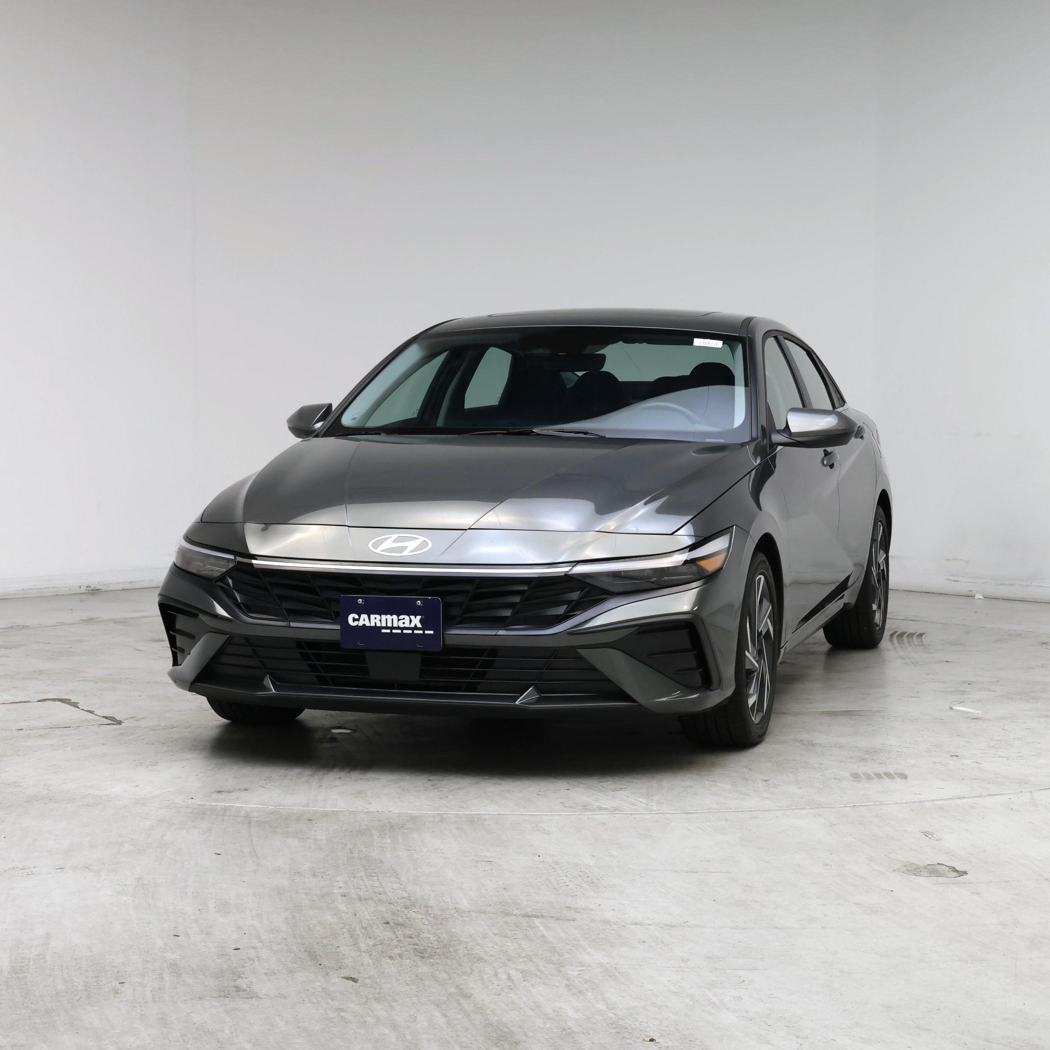 Thumbnail: 2025 Hyundai Elantra - 4