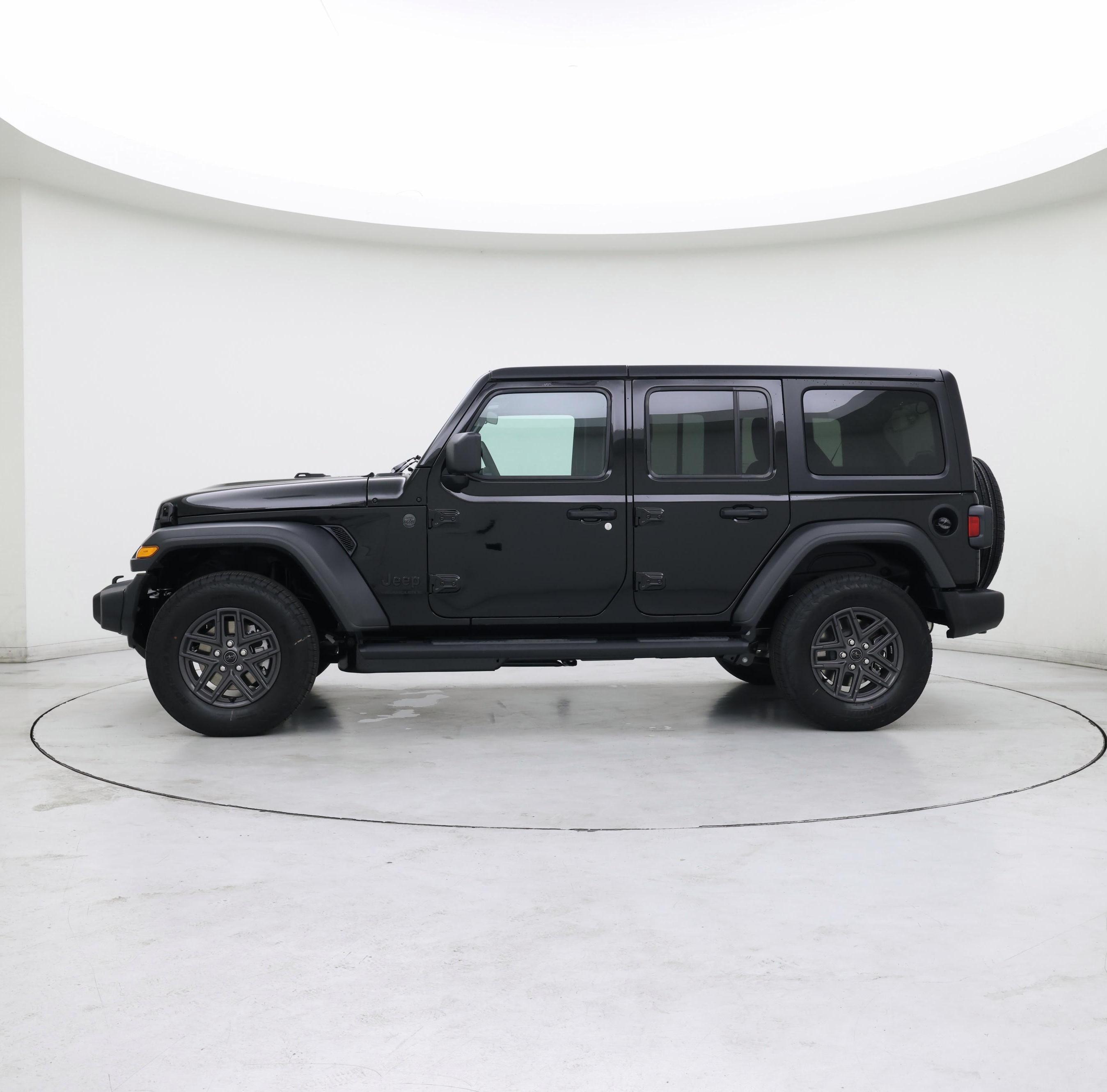Thumbnail: 2026 Jeep Wrangler - 3