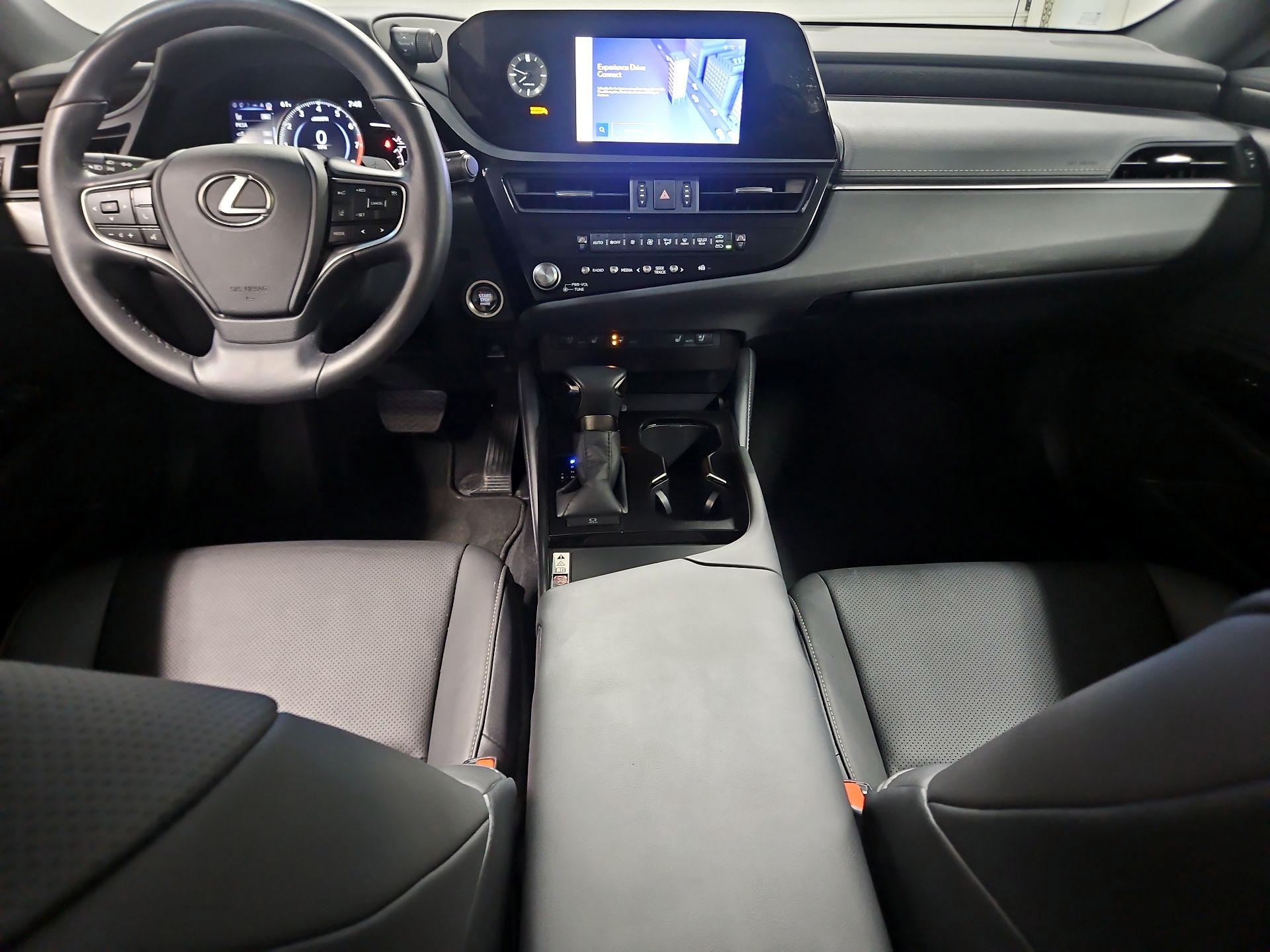 Thumbnail: 2024 Lexus ES - 9