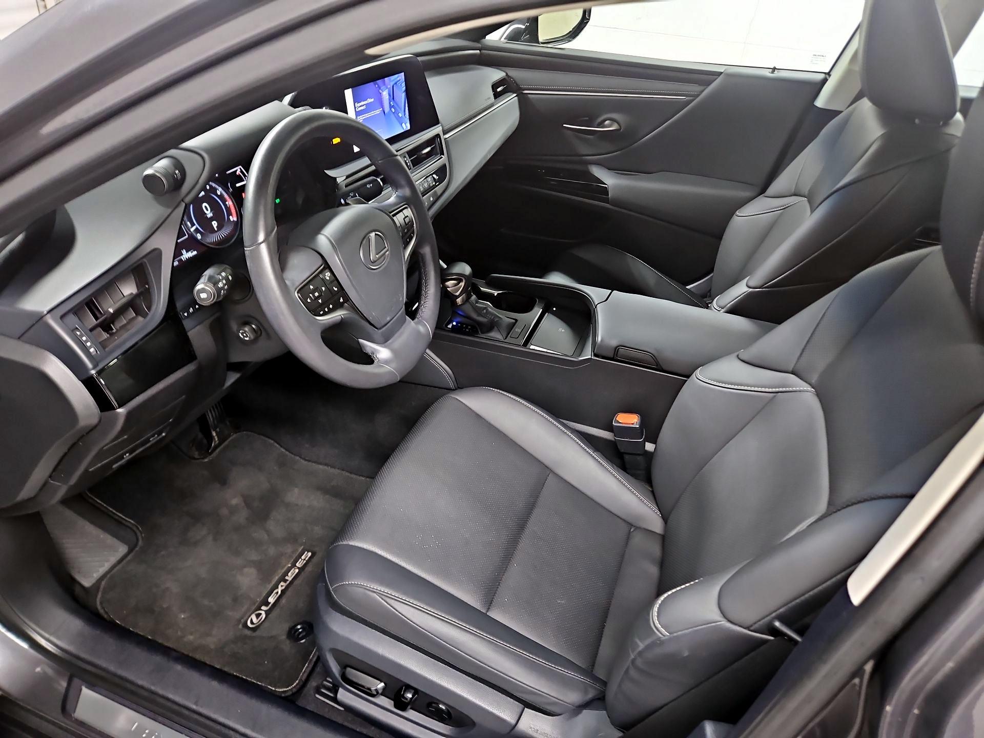Thumbnail: 2024 Lexus ES - 11