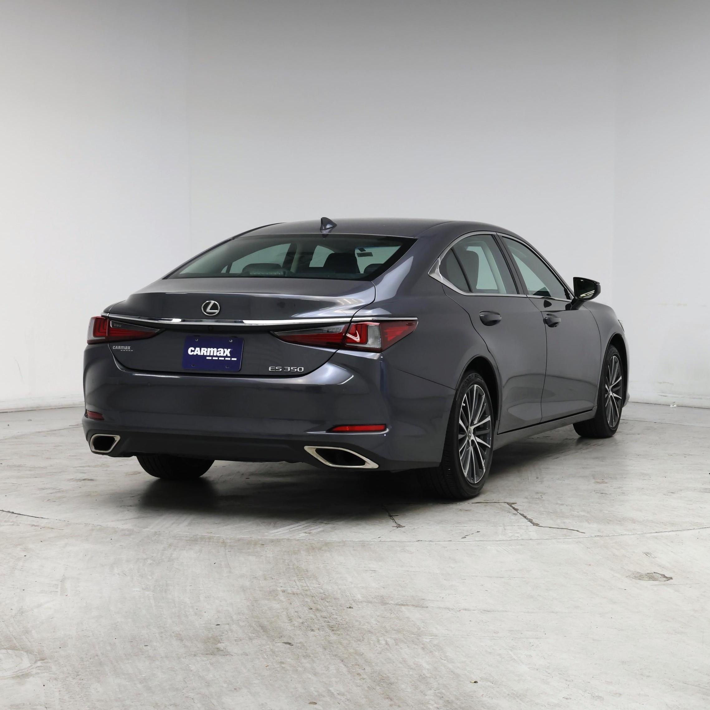 Thumbnail: 2024 Lexus ES - 8