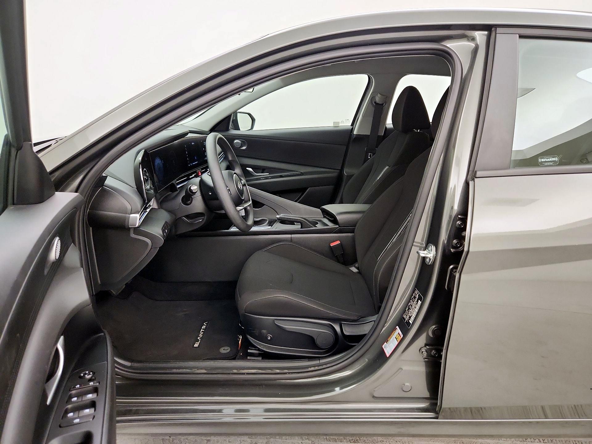 Thumbnail: 2024 Hyundai Elantra - 11