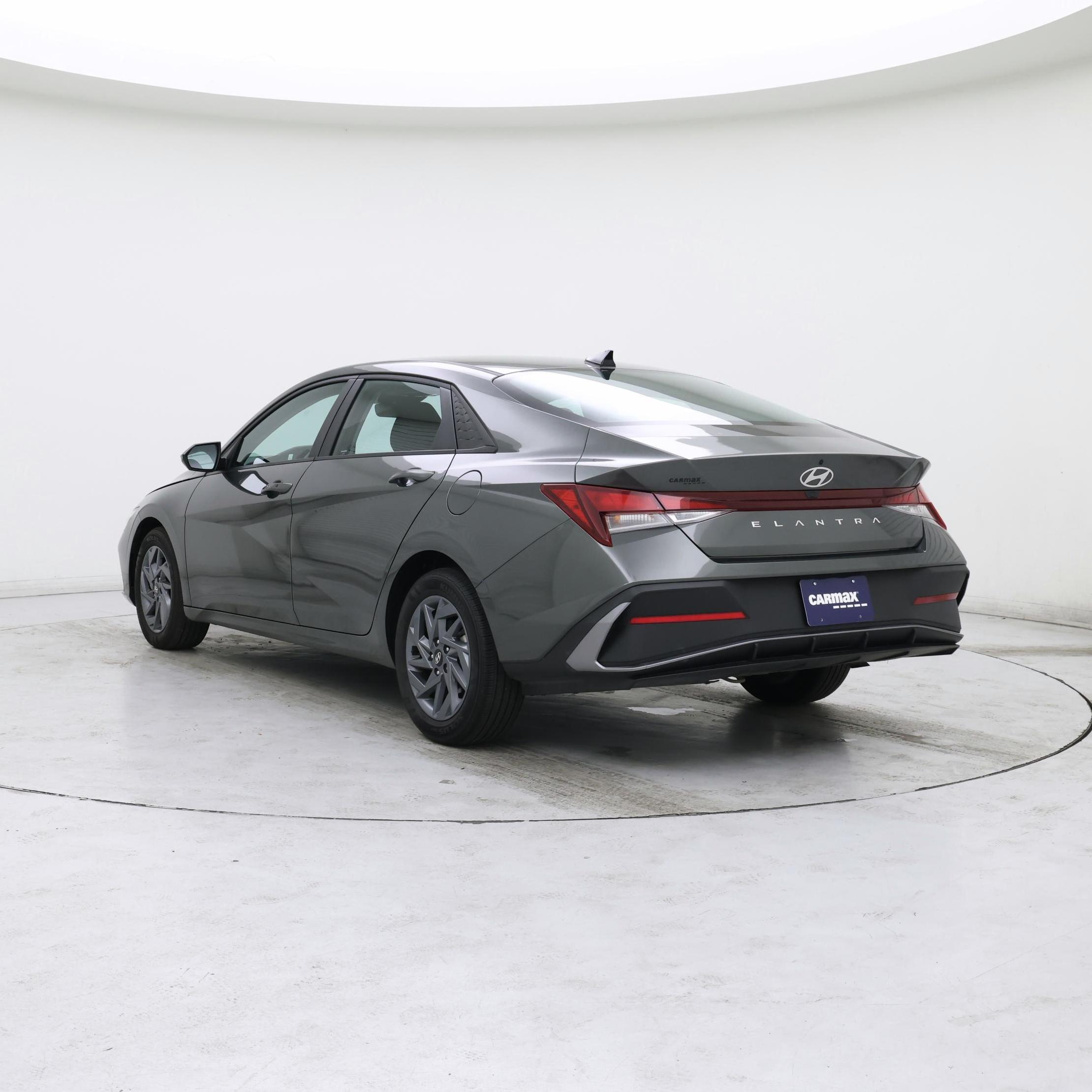 Thumbnail: 2024 Hyundai Elantra - 2
