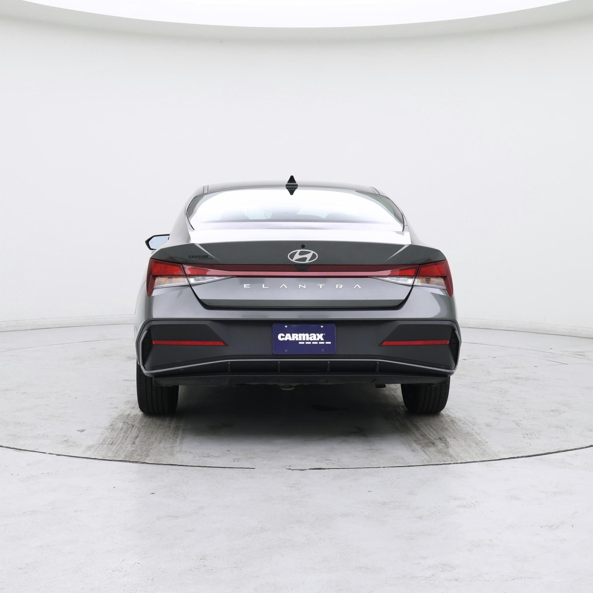 Thumbnail: 2024 Hyundai Elantra - 6