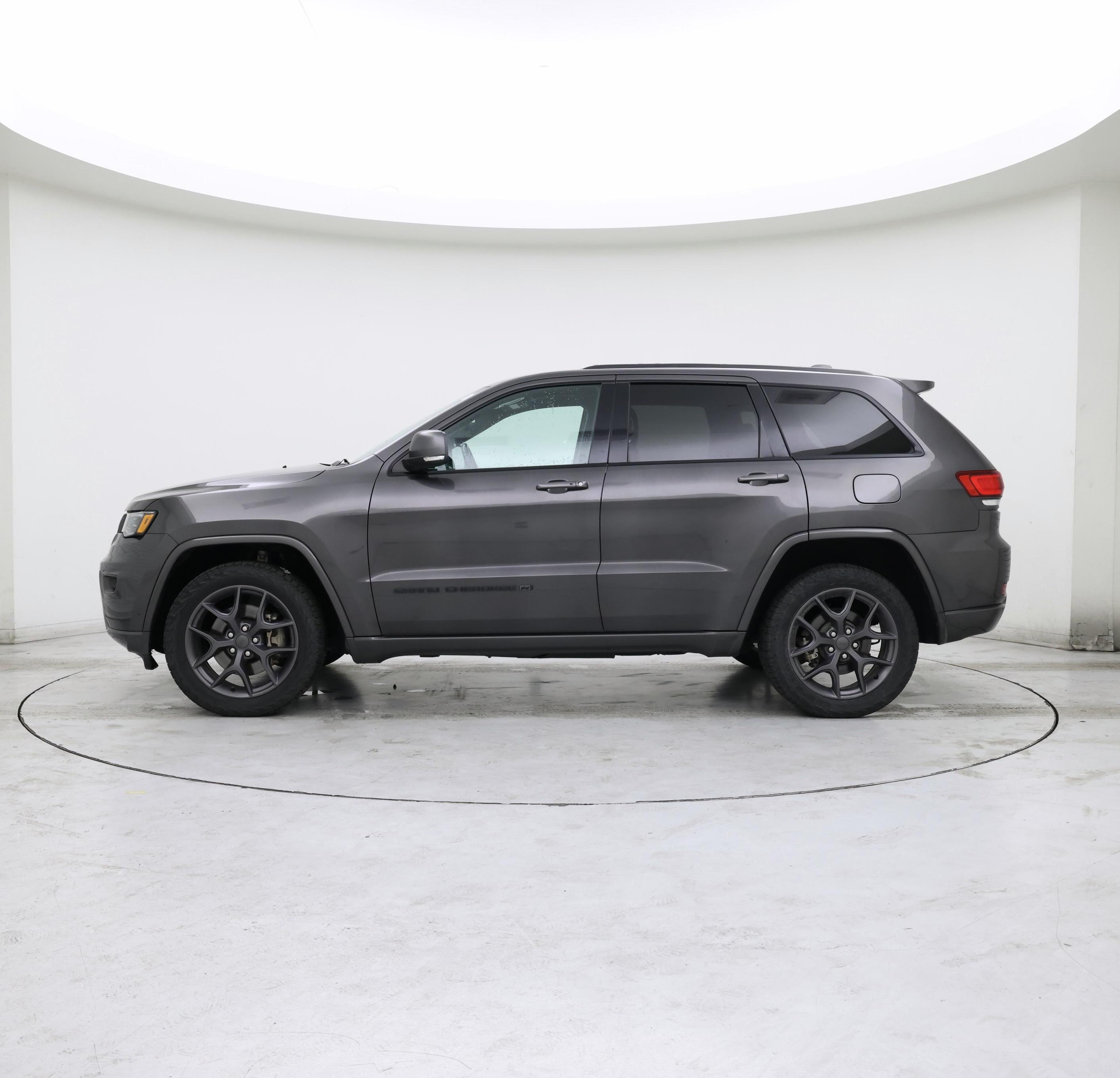 Thumbnail: 2021 Jeep Grand Cherokee - 3