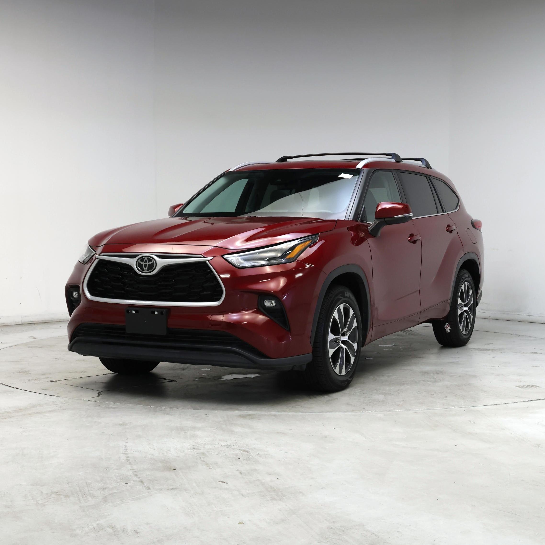 Thumbnail: 2023 Toyota Highlander - 4