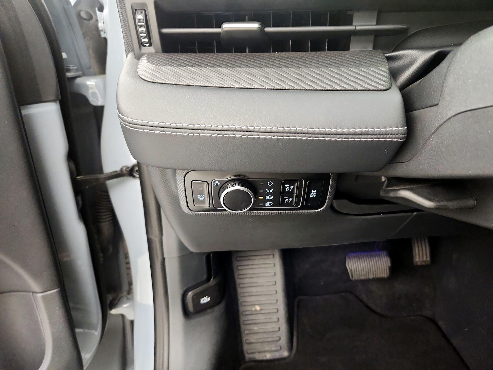 2024 Ford Mustang Mach-E Premium AWD - Photo 14