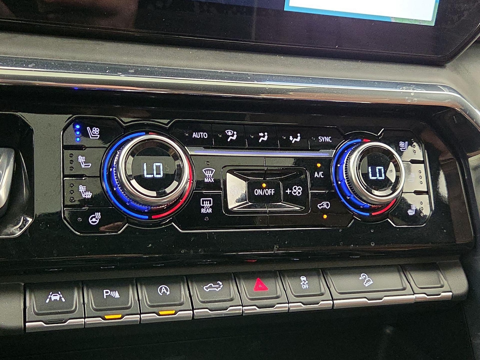 2026 GMC Sierra 1500 Denali Ultimate - Photo 18