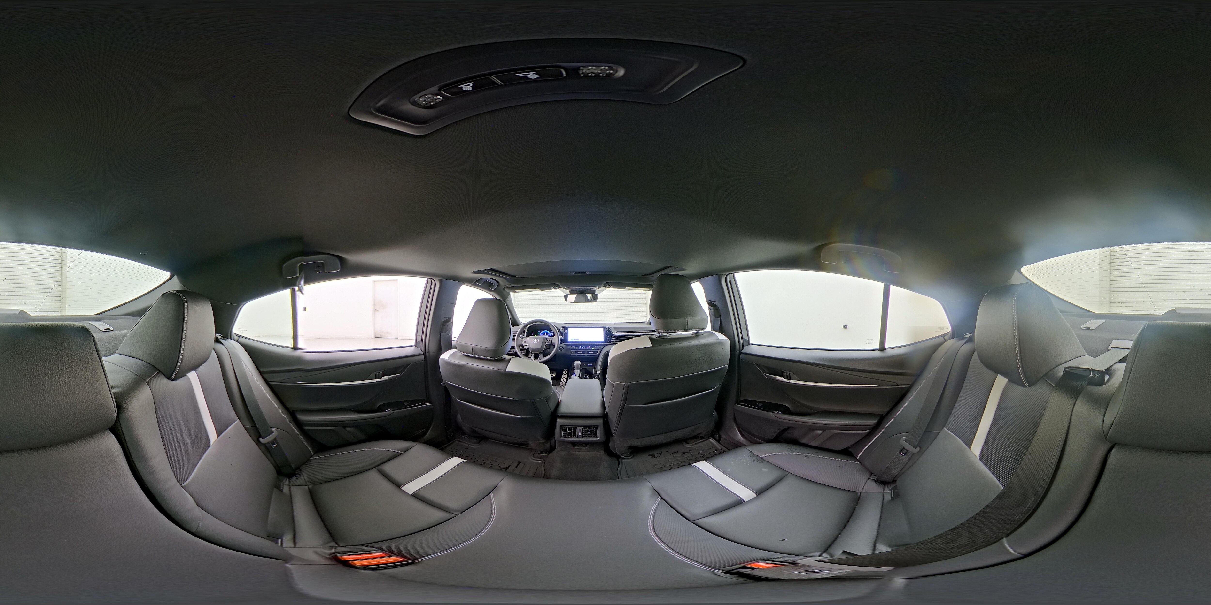 2026 Toyota Camry SE - Photo 26