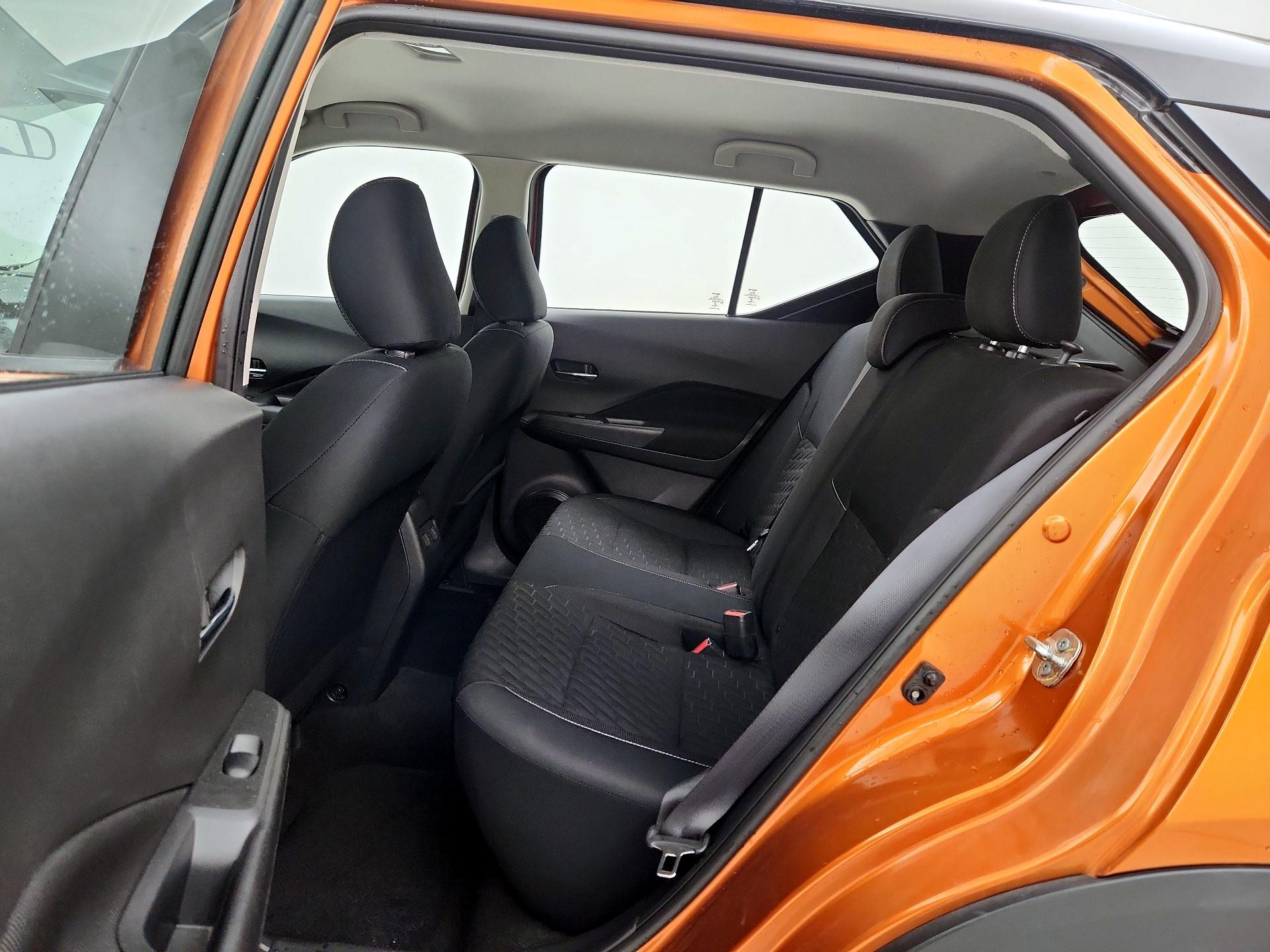 Thumbnail: 2021 Nissan Kicks - 18
