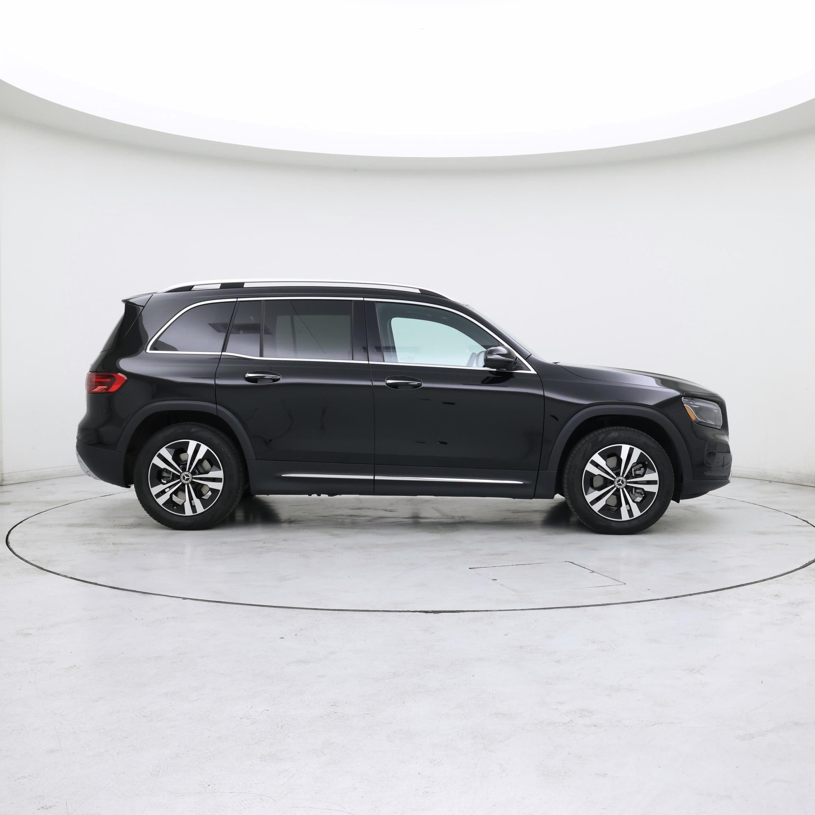 Thumbnail: 2025 Mercedes-Benz GLB - 7