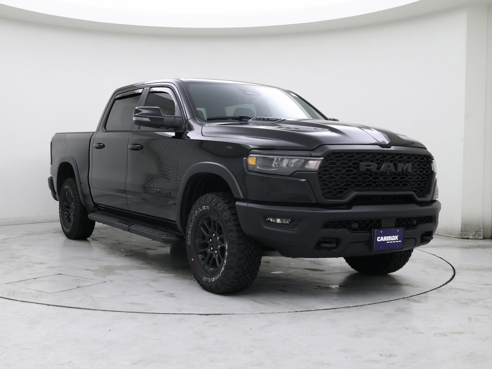 2025 RAM Ram 1500 Pickup Rebel - Photo 2