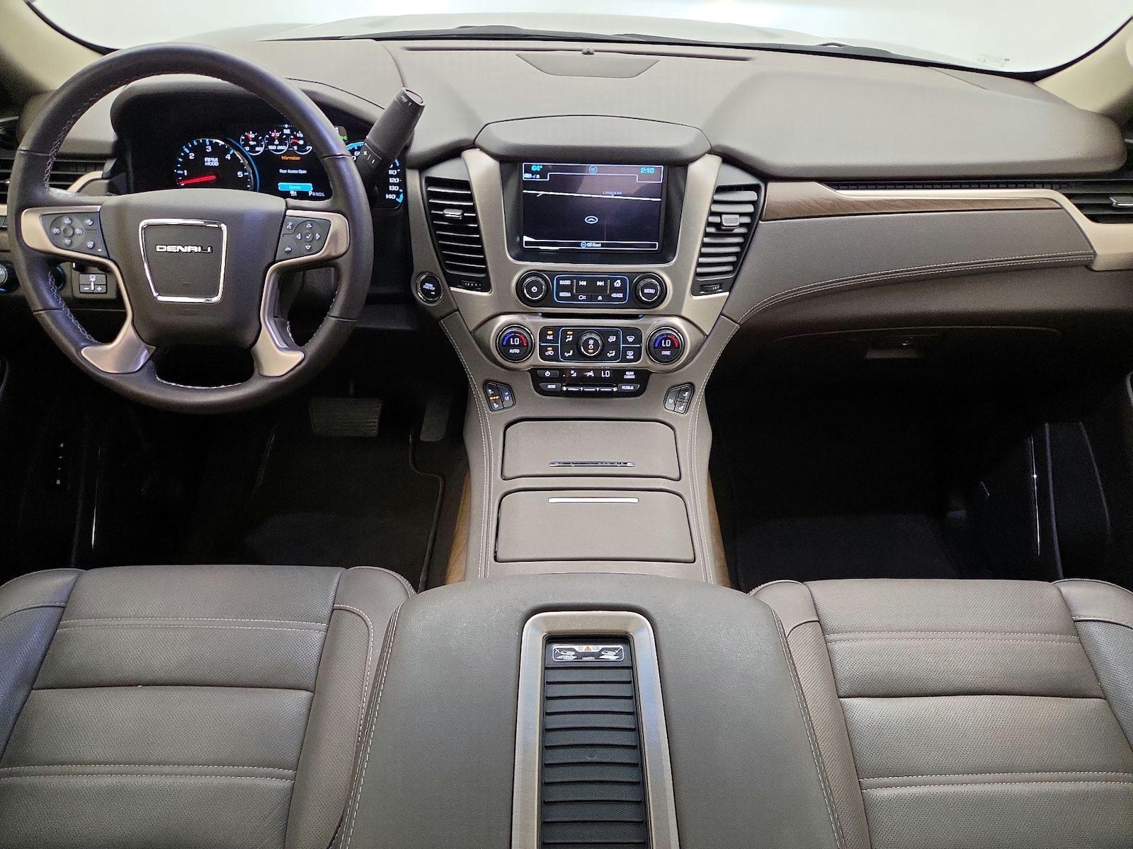 2019 GMC Yukon Denali - Photo 10