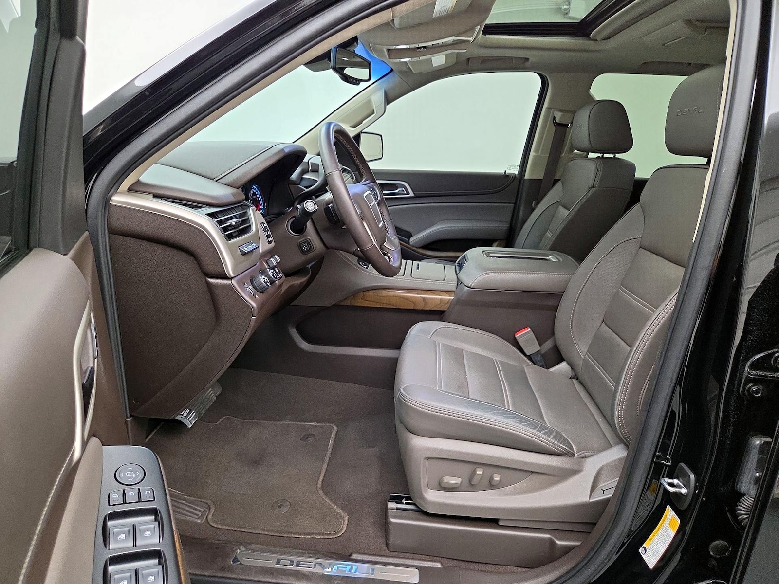 2019 GMC Yukon Denali - Photo 12
