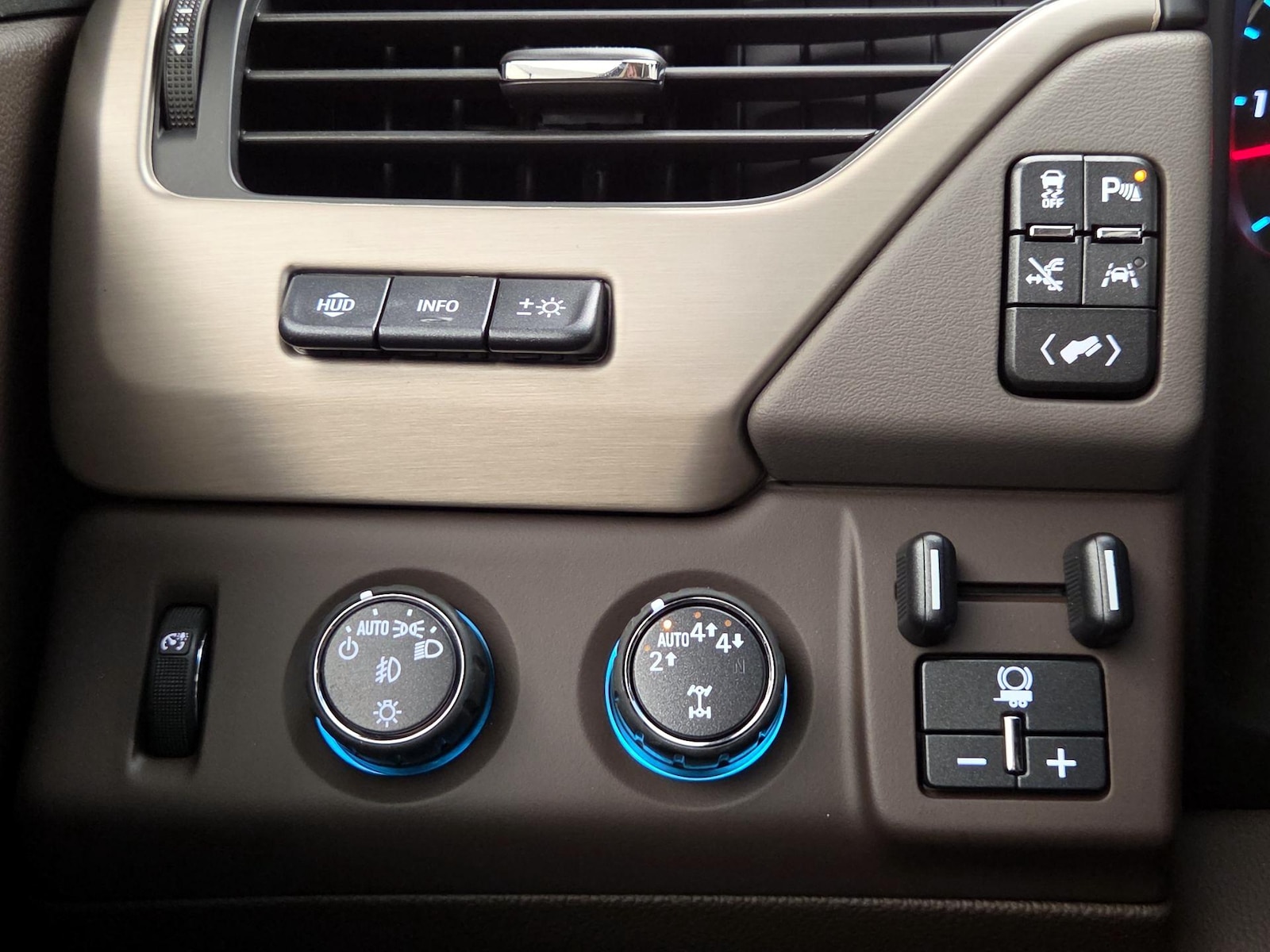 2019 GMC Yukon Denali - Photo 14