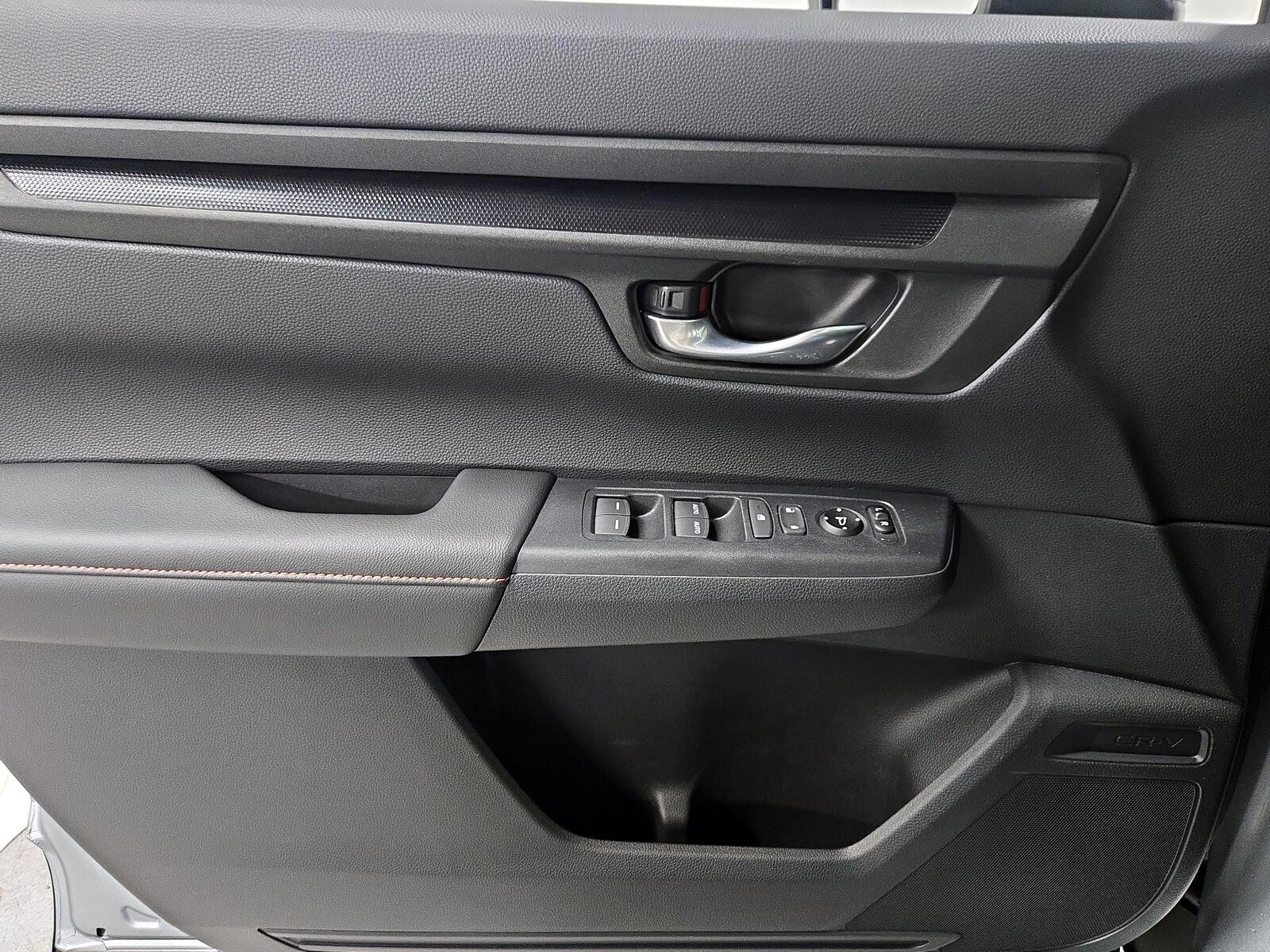 2025 Honda CR-V Sport - Photo 13
