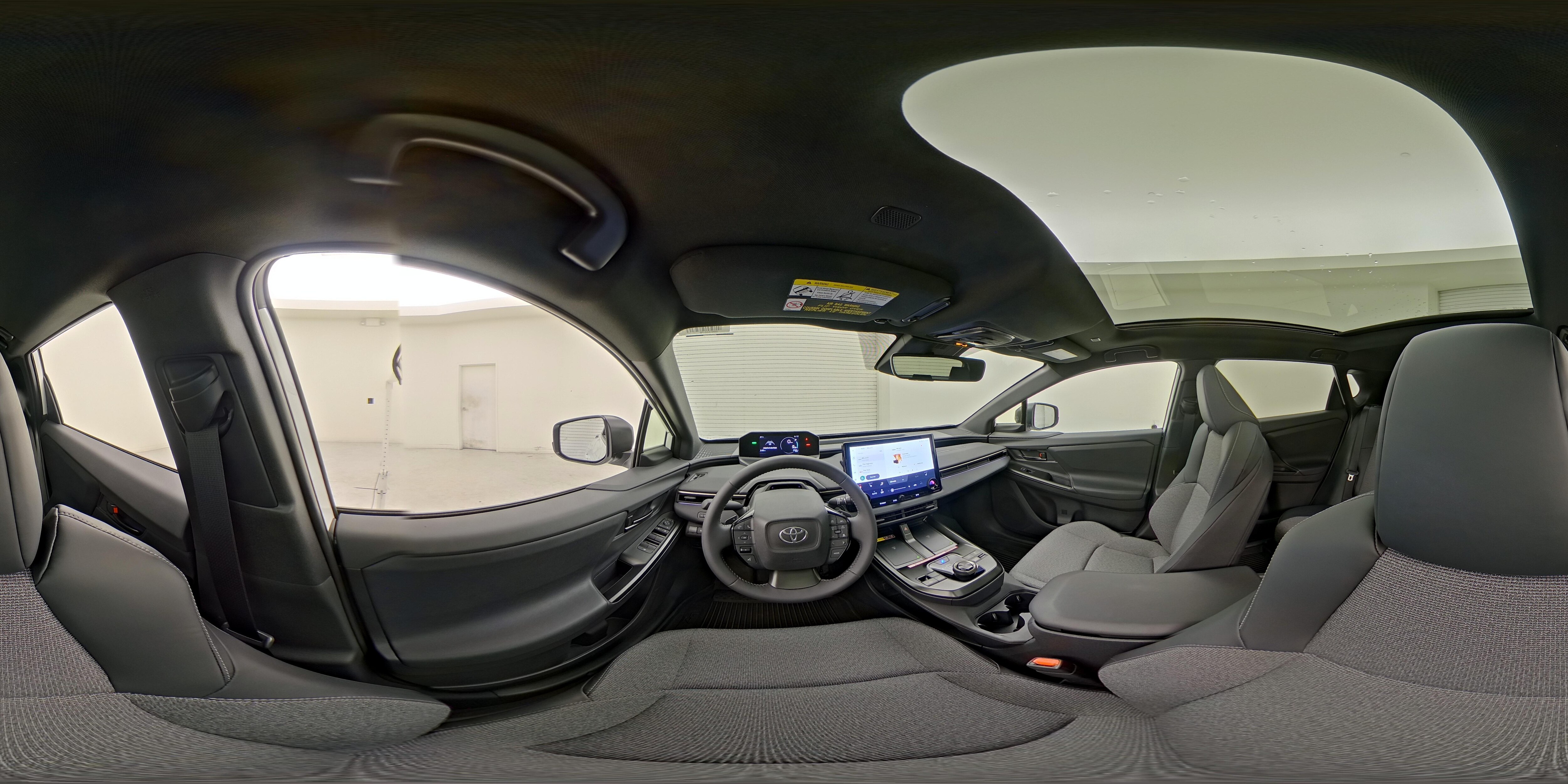 2026 Toyota bZ XLE - Photo 27