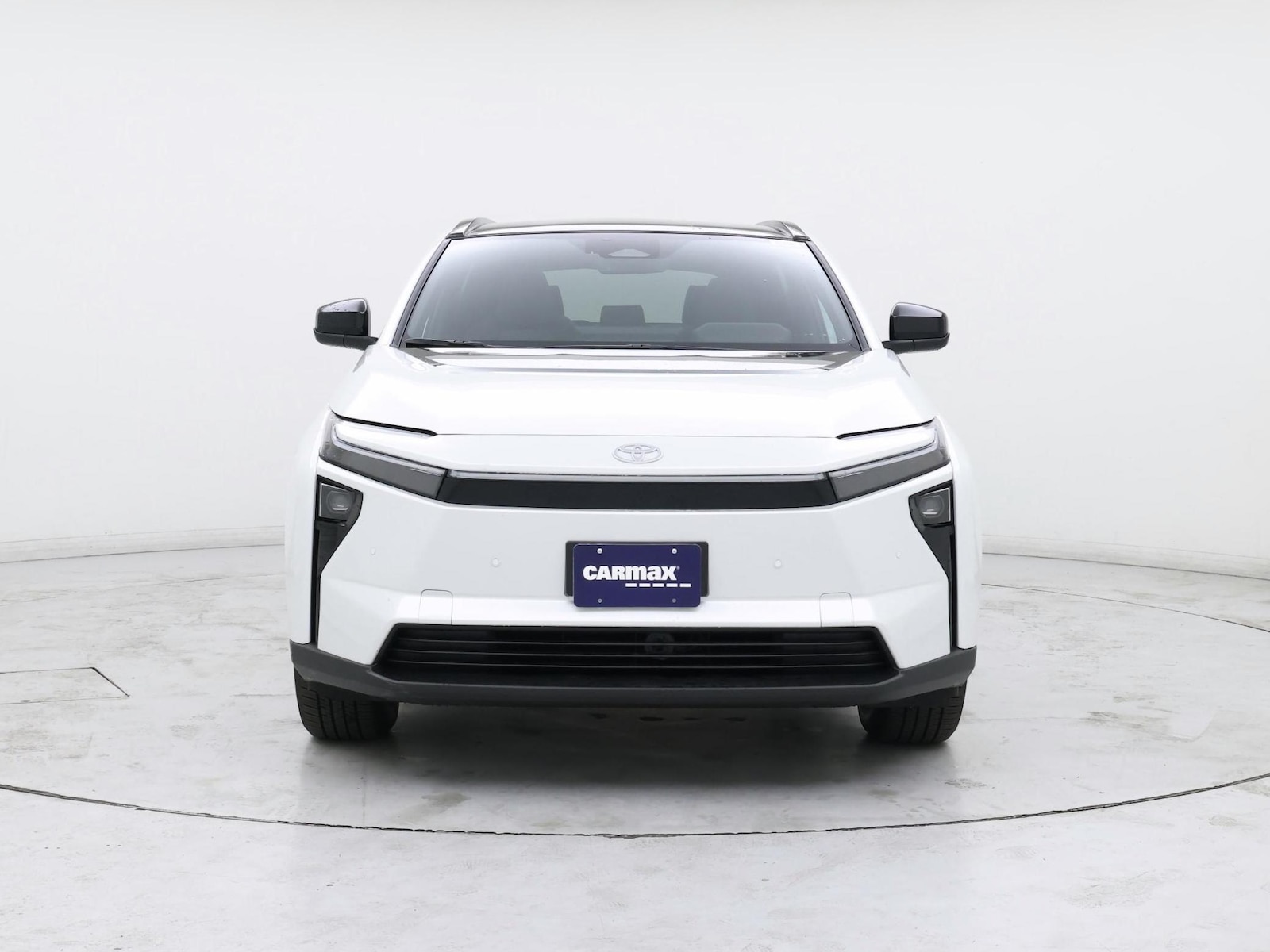 2026 Toyota bZ XLE - Photo 6