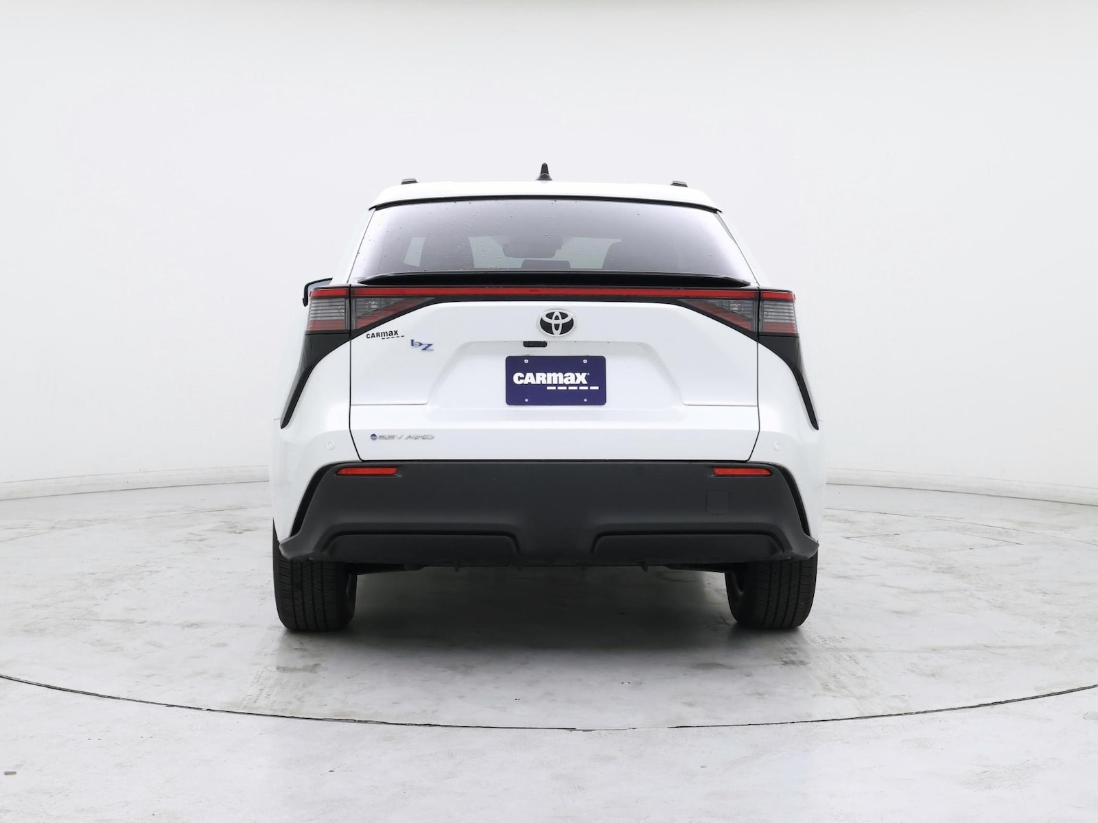 2026 Toyota bZ XLE - Photo 7