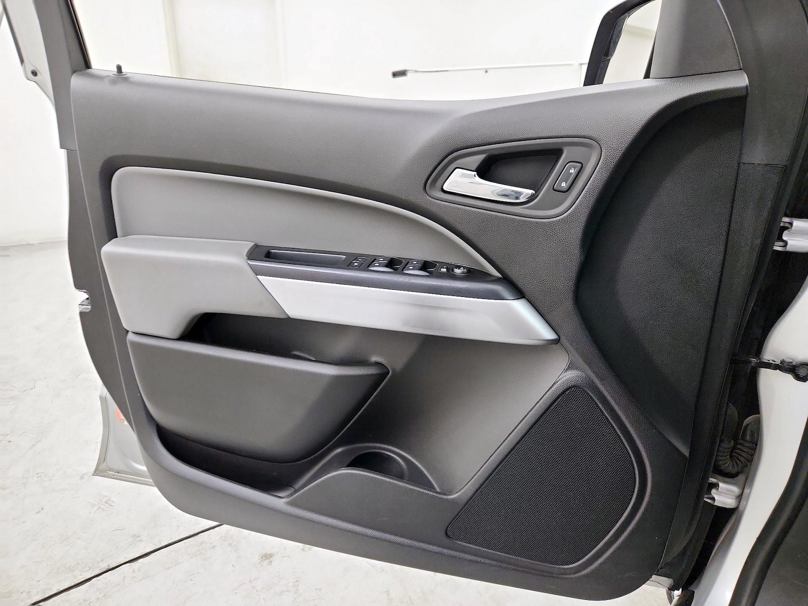 2019 Chevrolet Colorado LT - Photo 13