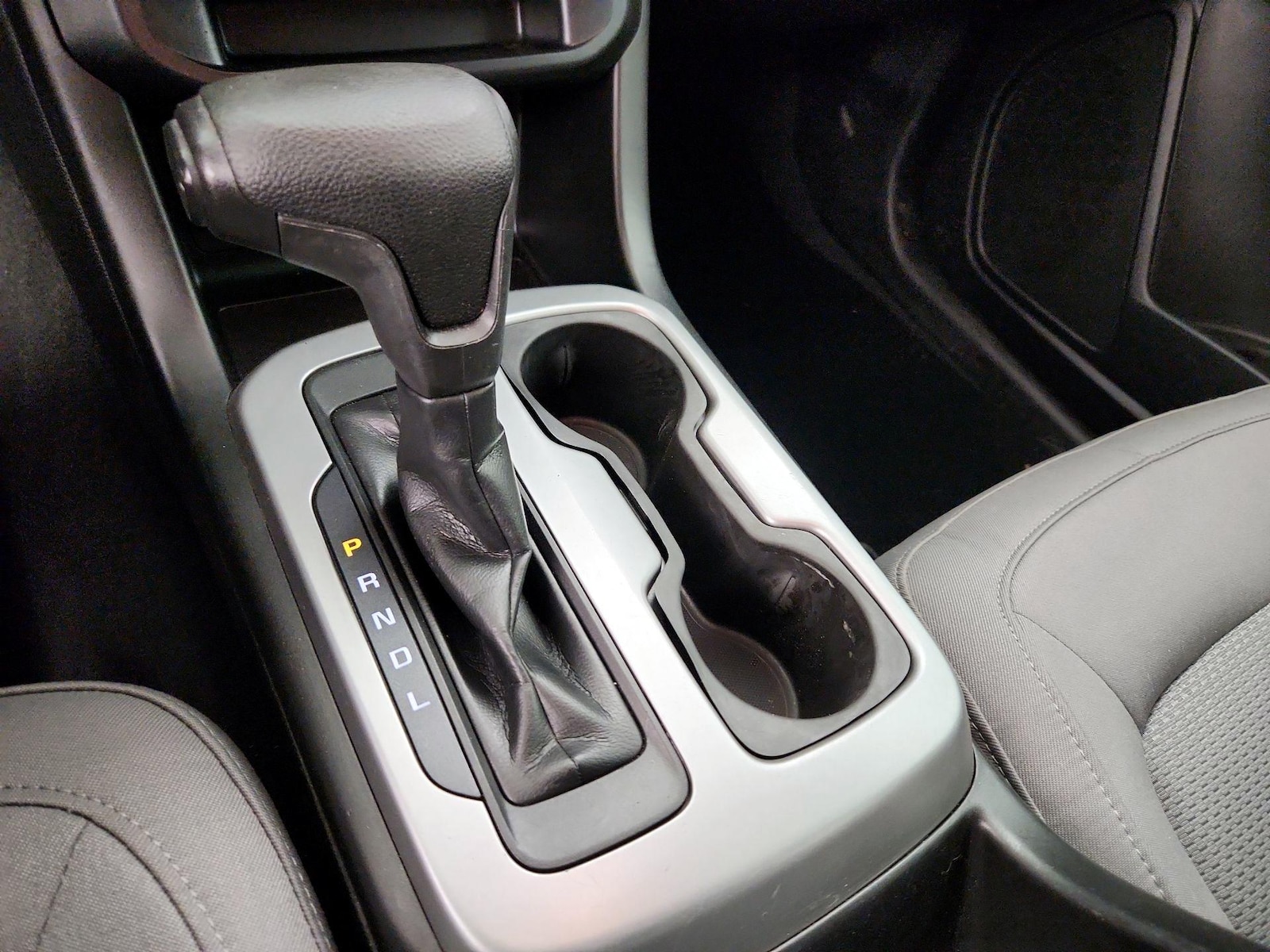 2019 Chevrolet Colorado LT - Photo 18
