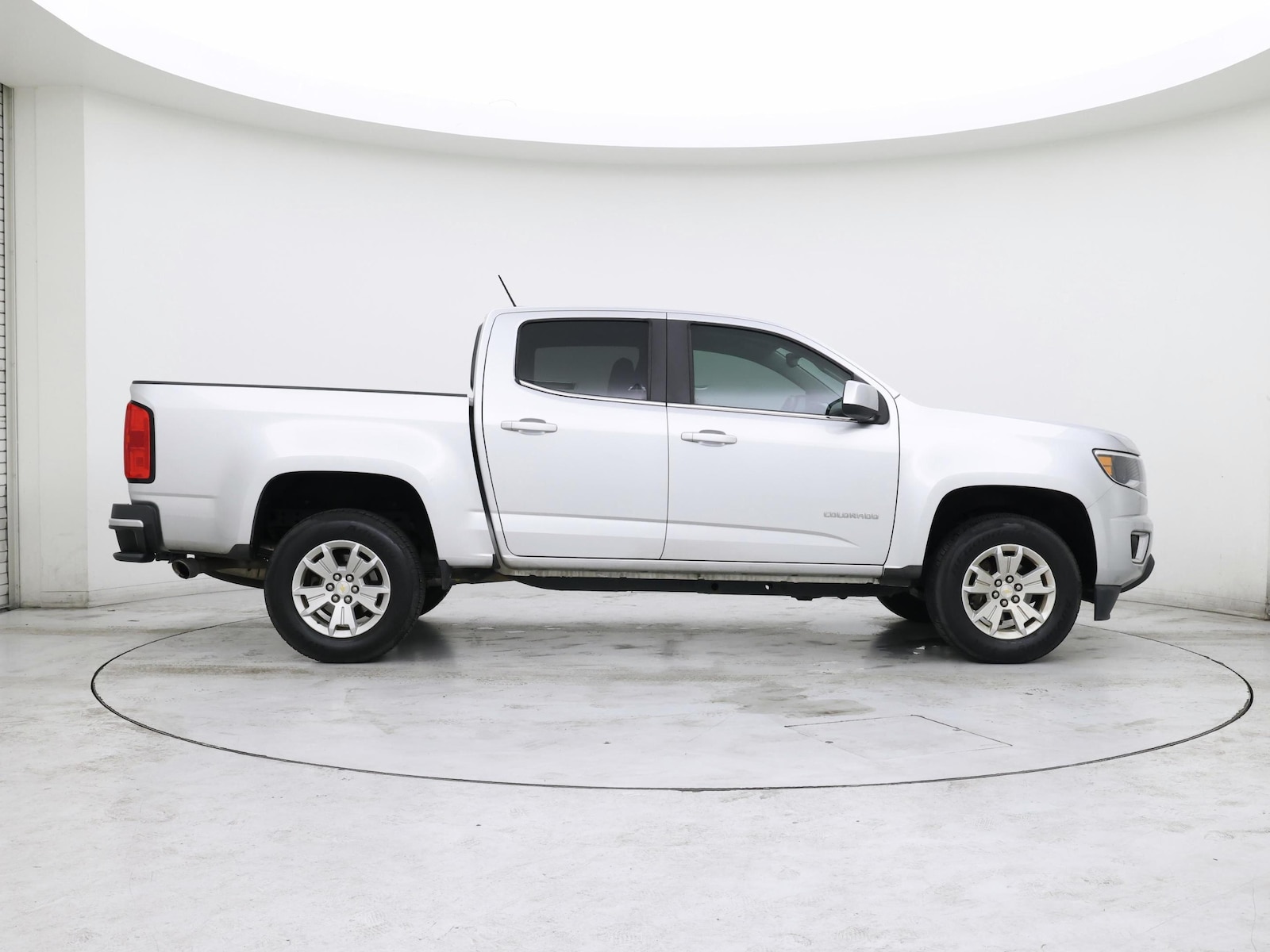 2019 Chevrolet Colorado LT - Photo 8