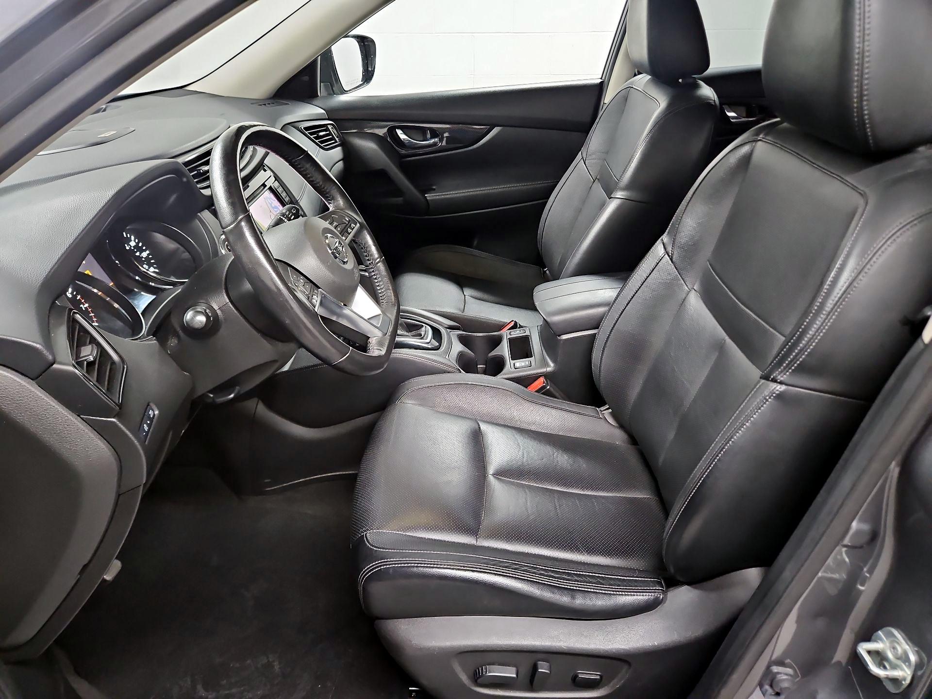 Thumbnail: 2018 Nissan Rogue - 11