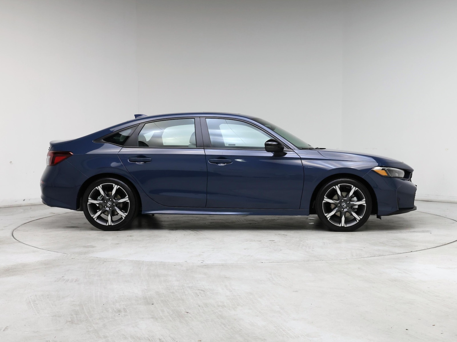 2026 Honda Civic Sport Touring - Photo 8