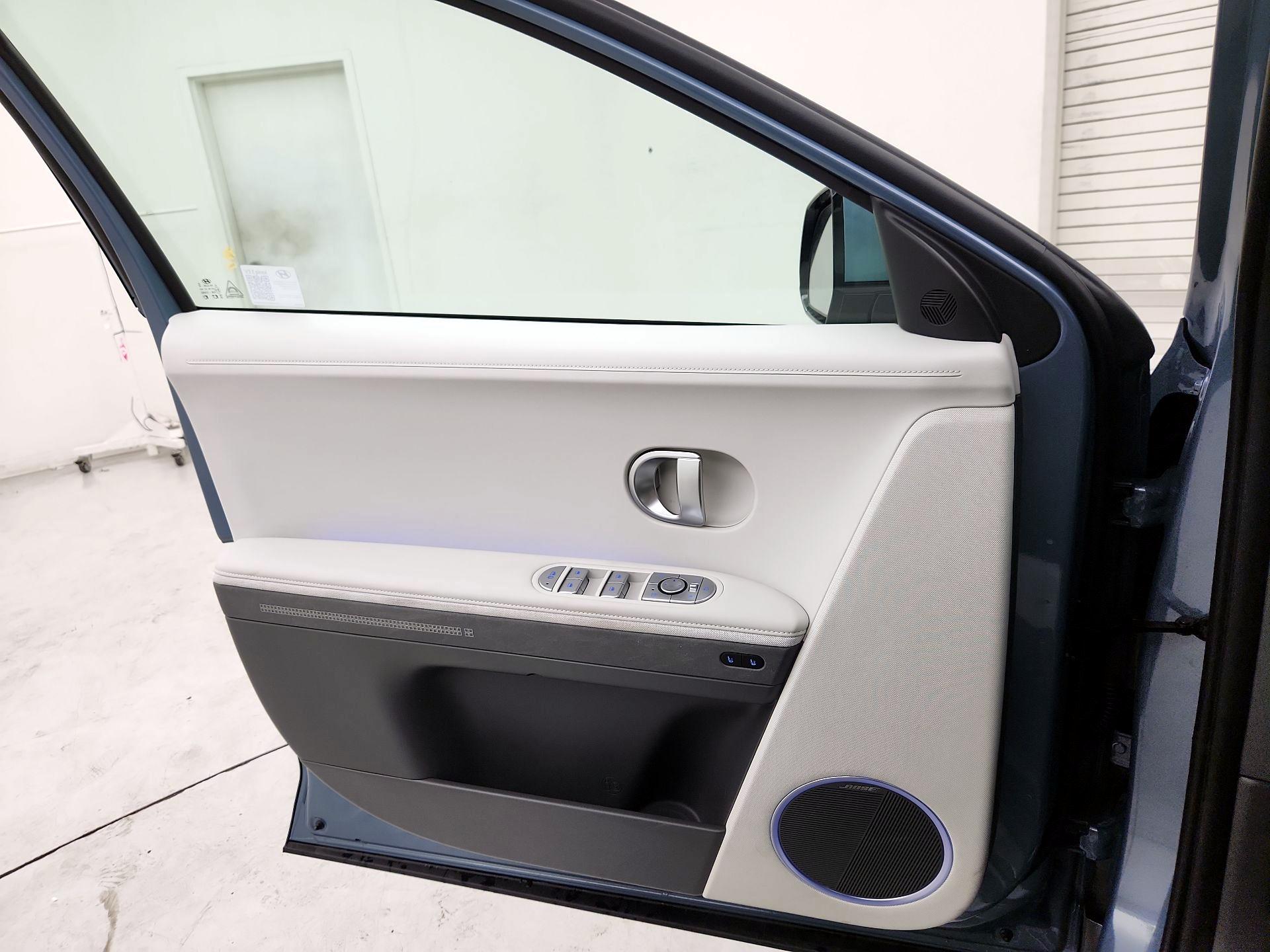Thumbnail: 2024 Hyundai Ioniq 5 - 12